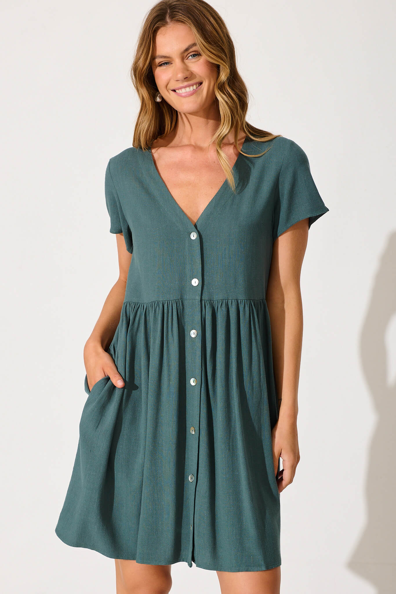Horizon Smock Dress In Green Linen Blend