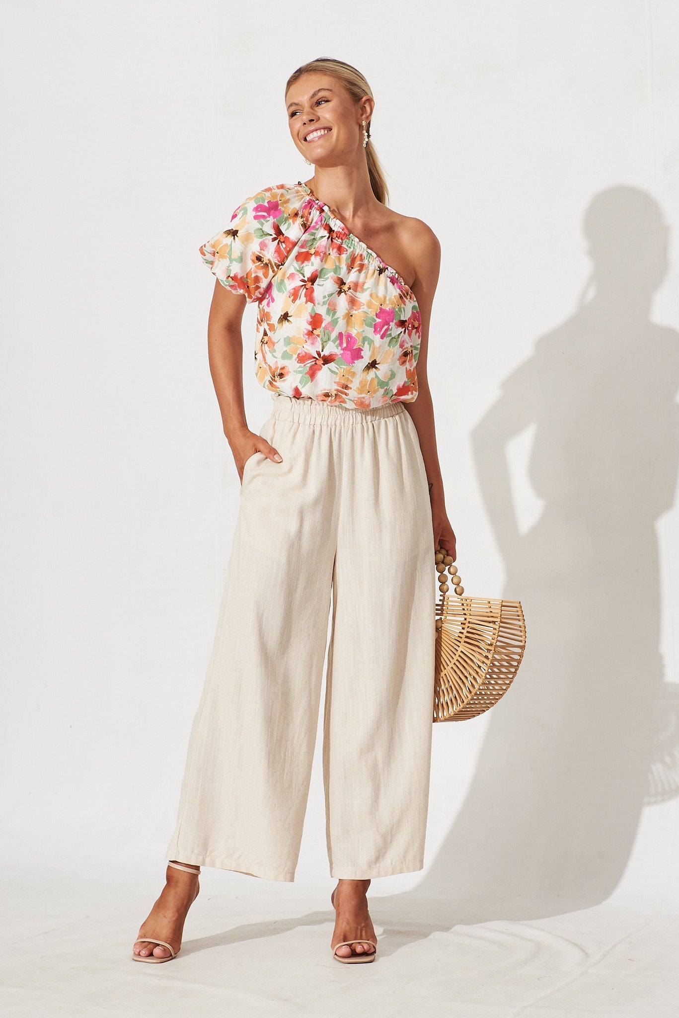 Nicole Pant In Beige Linen Blend