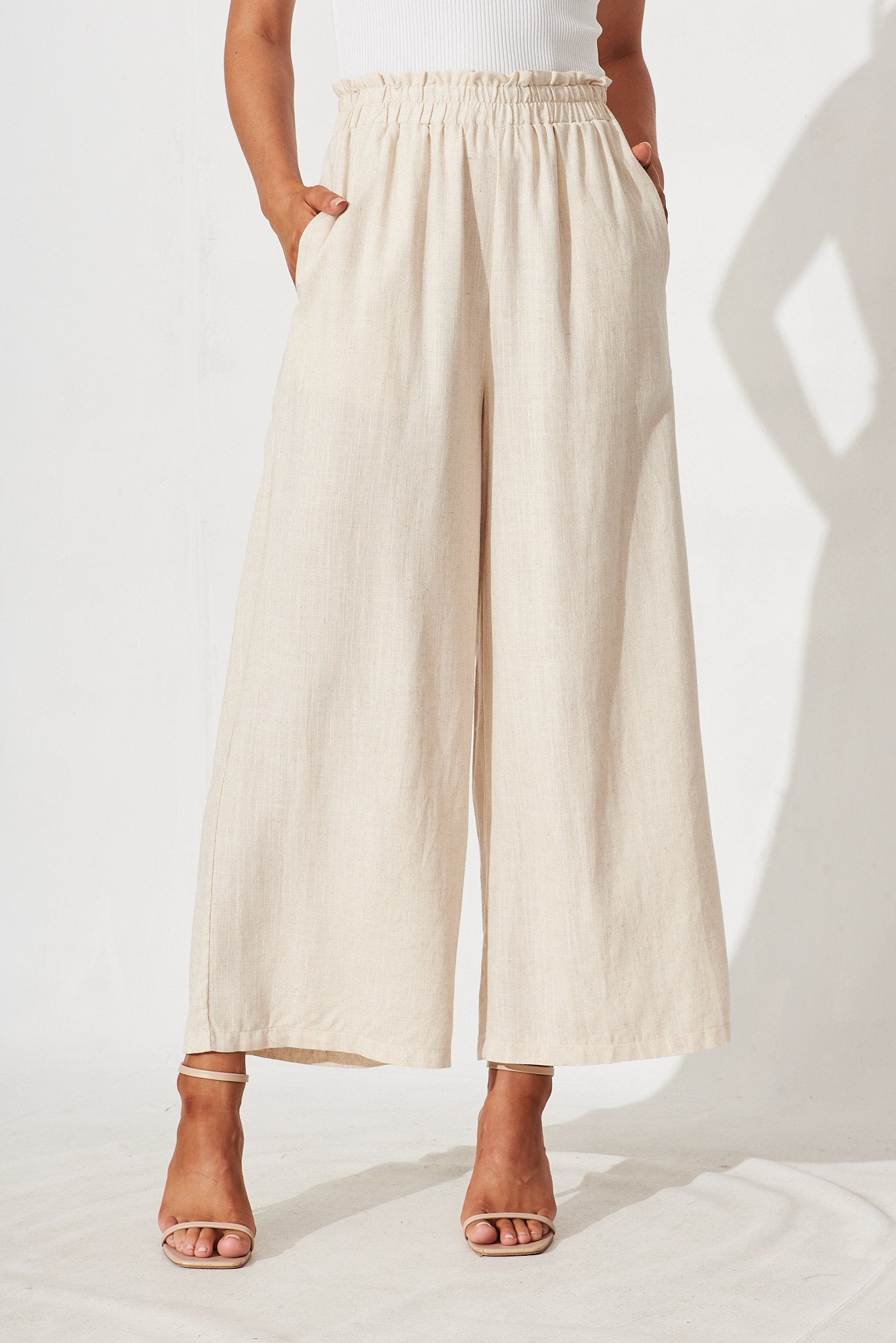 Nicole Pant In Beige Linen Blend