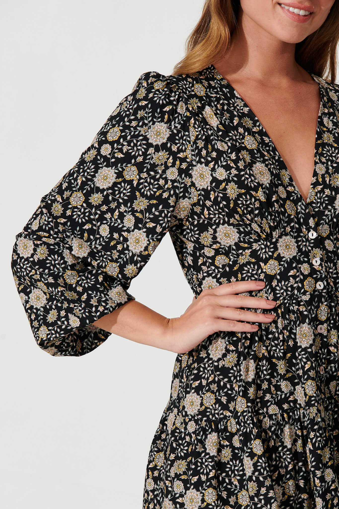 Abriella Dress In Black With Cream Floral