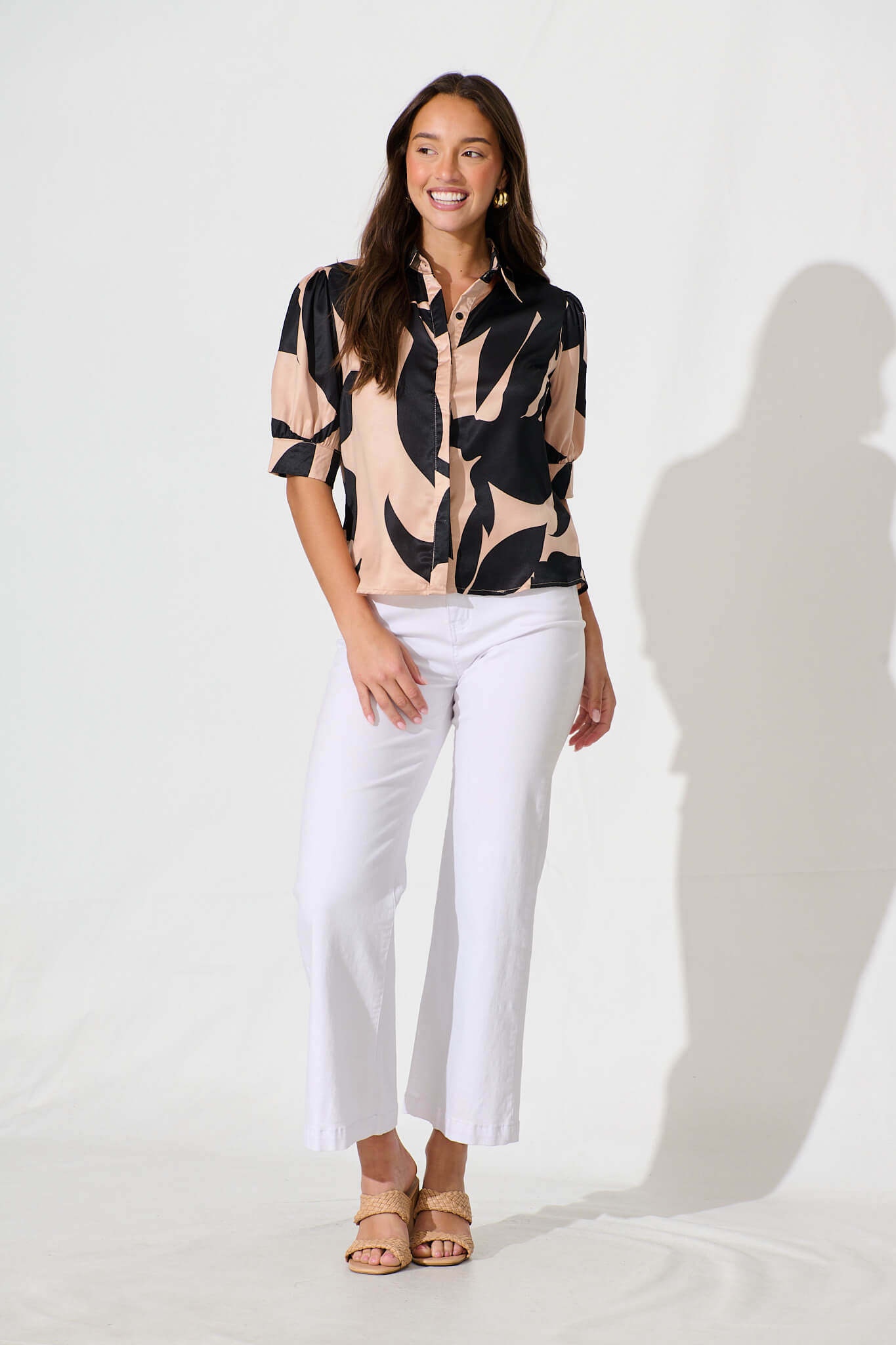 Eliana Shirt In Brown With Black Print