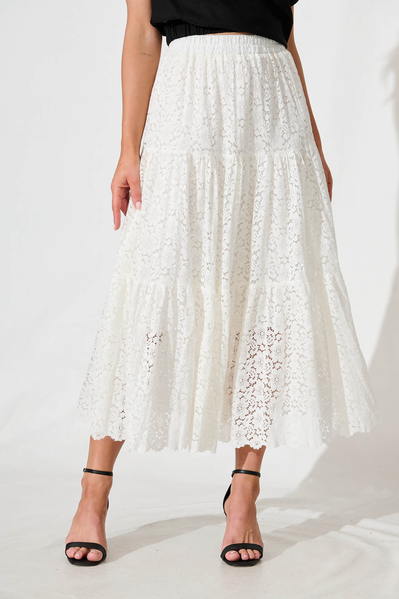 Augustus Midi Skirt in Cream Lace