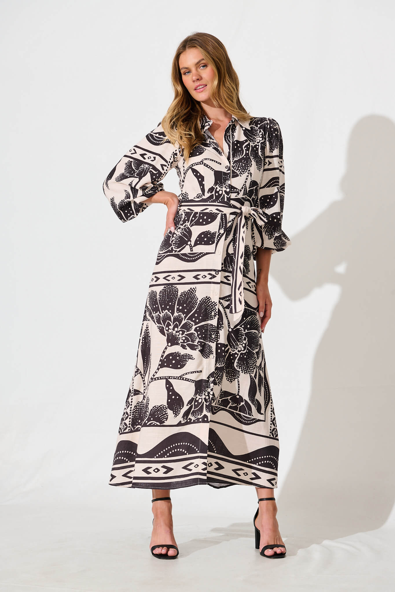 Eira Maxi Shirt Dress in Beige with Black Flower Linen Blend