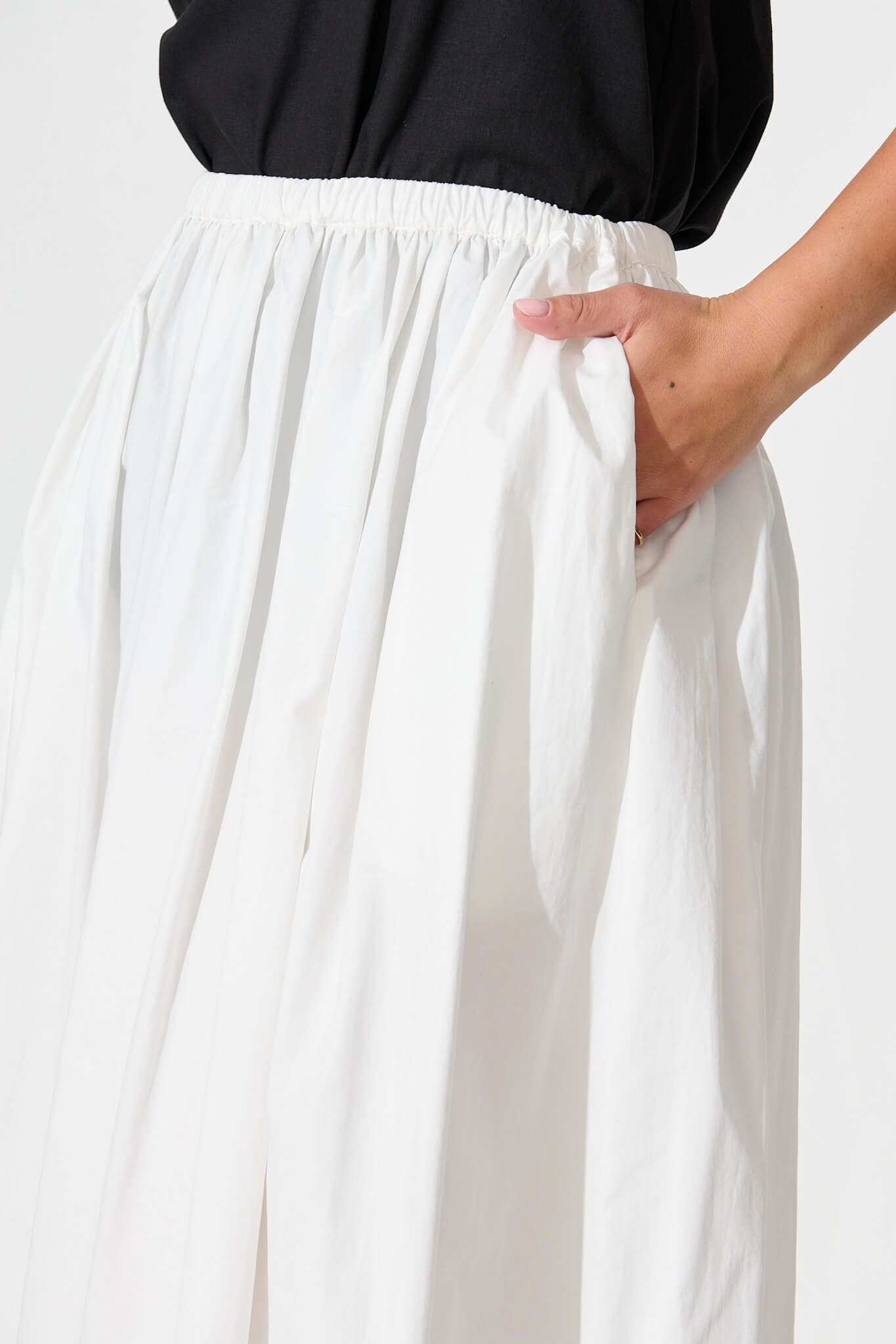 Keeney Maxi Skirt in White Cotton