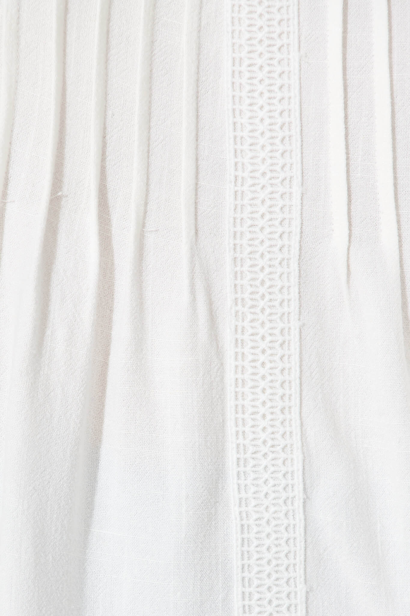 Elin Cami Top in White Linen Blend
