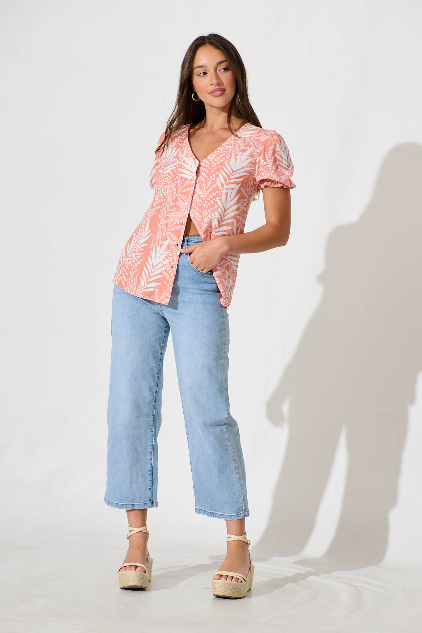 Tessy Top in Peach with White Leaf