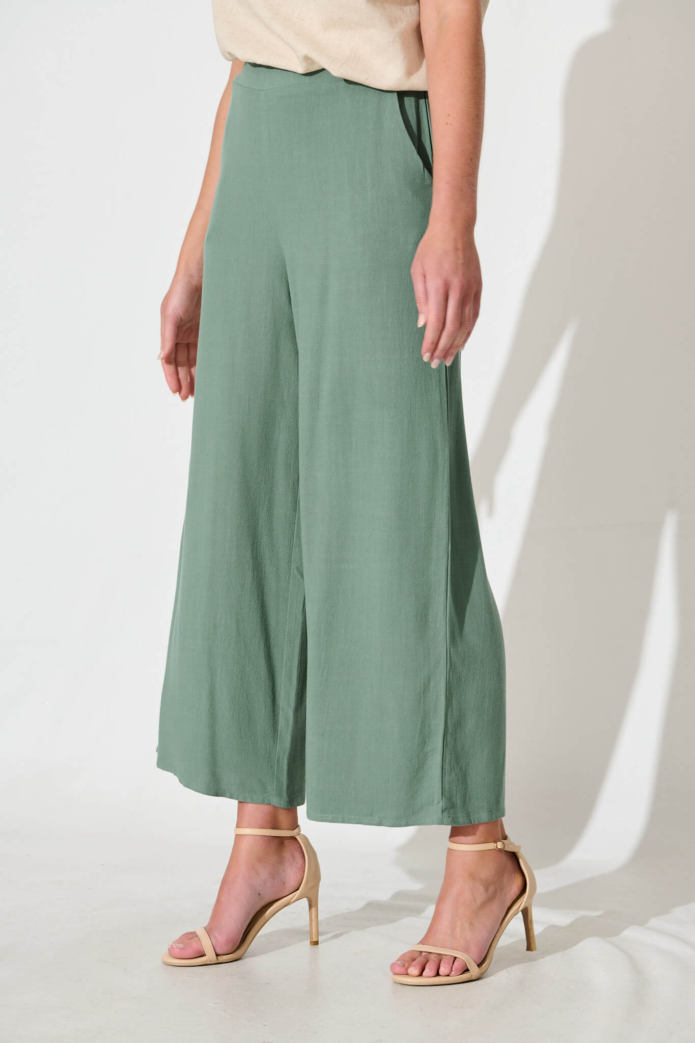 Sirsha Pant in Sage Green Linen Blend