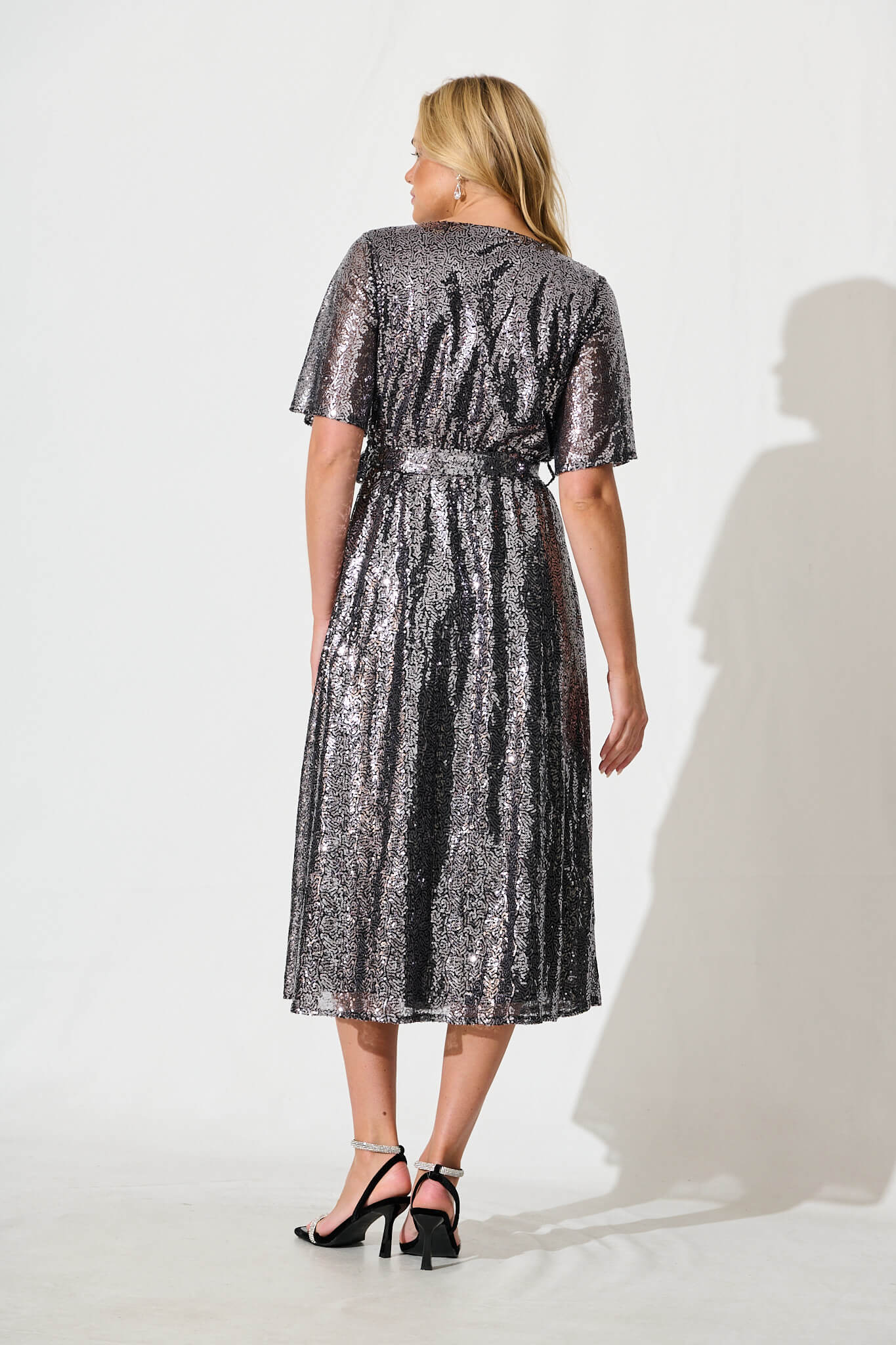 Winslet Midi Dress In Graphite Sequin