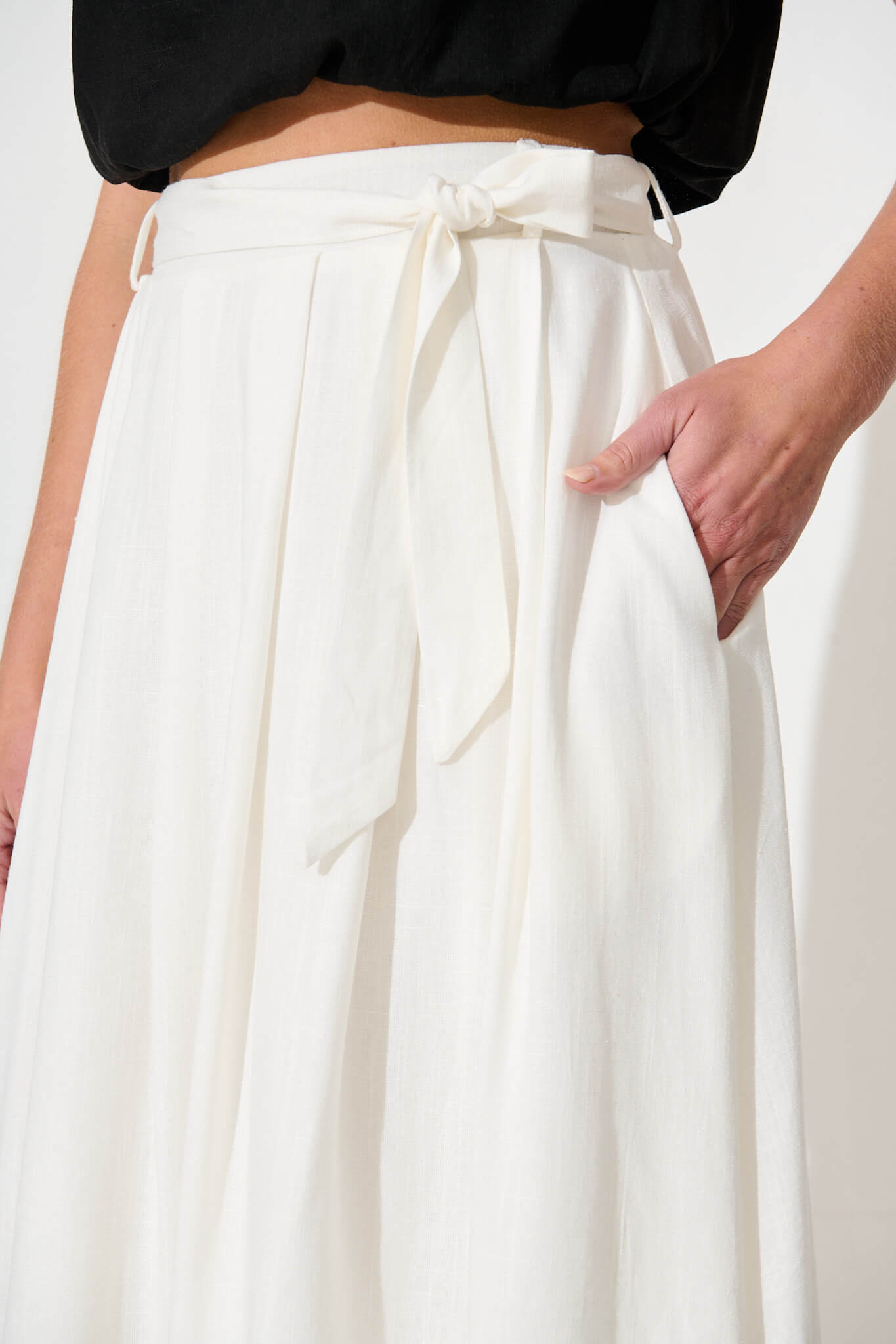Bailey Midi Skirt in White Linen