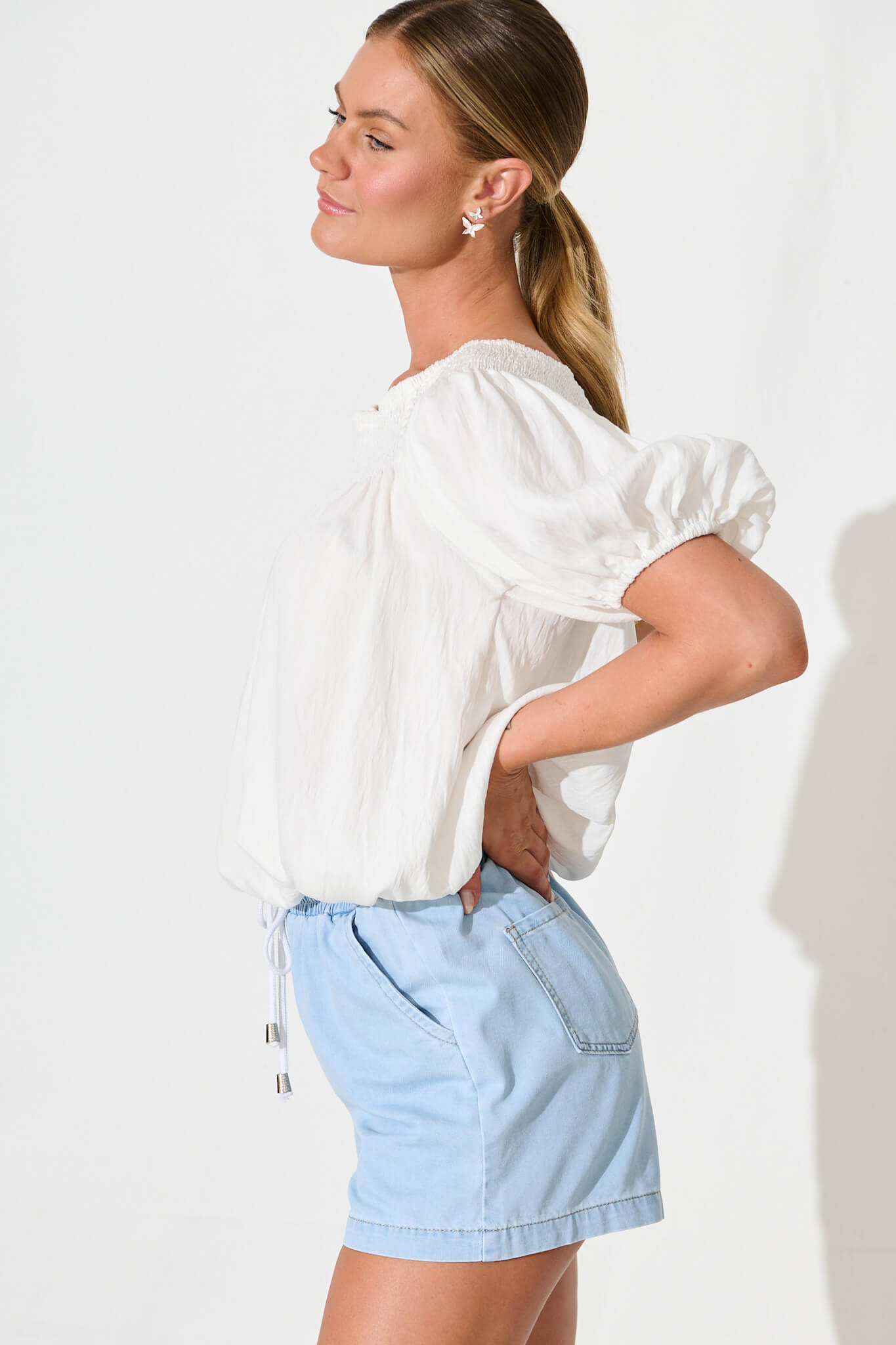 Noa Shorts In Light Blue Denim