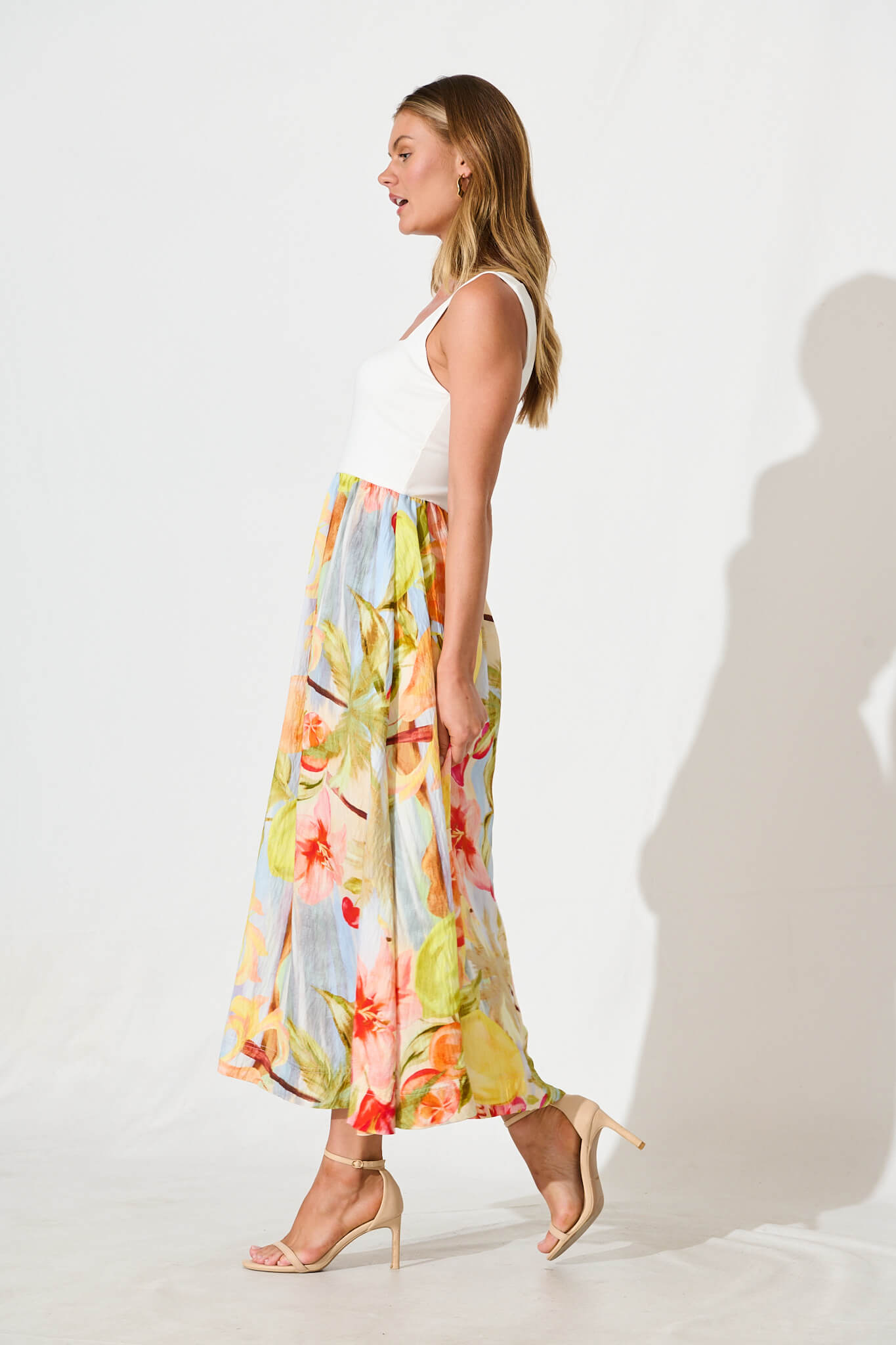 Momentum Maxi Dress in Multi Floral