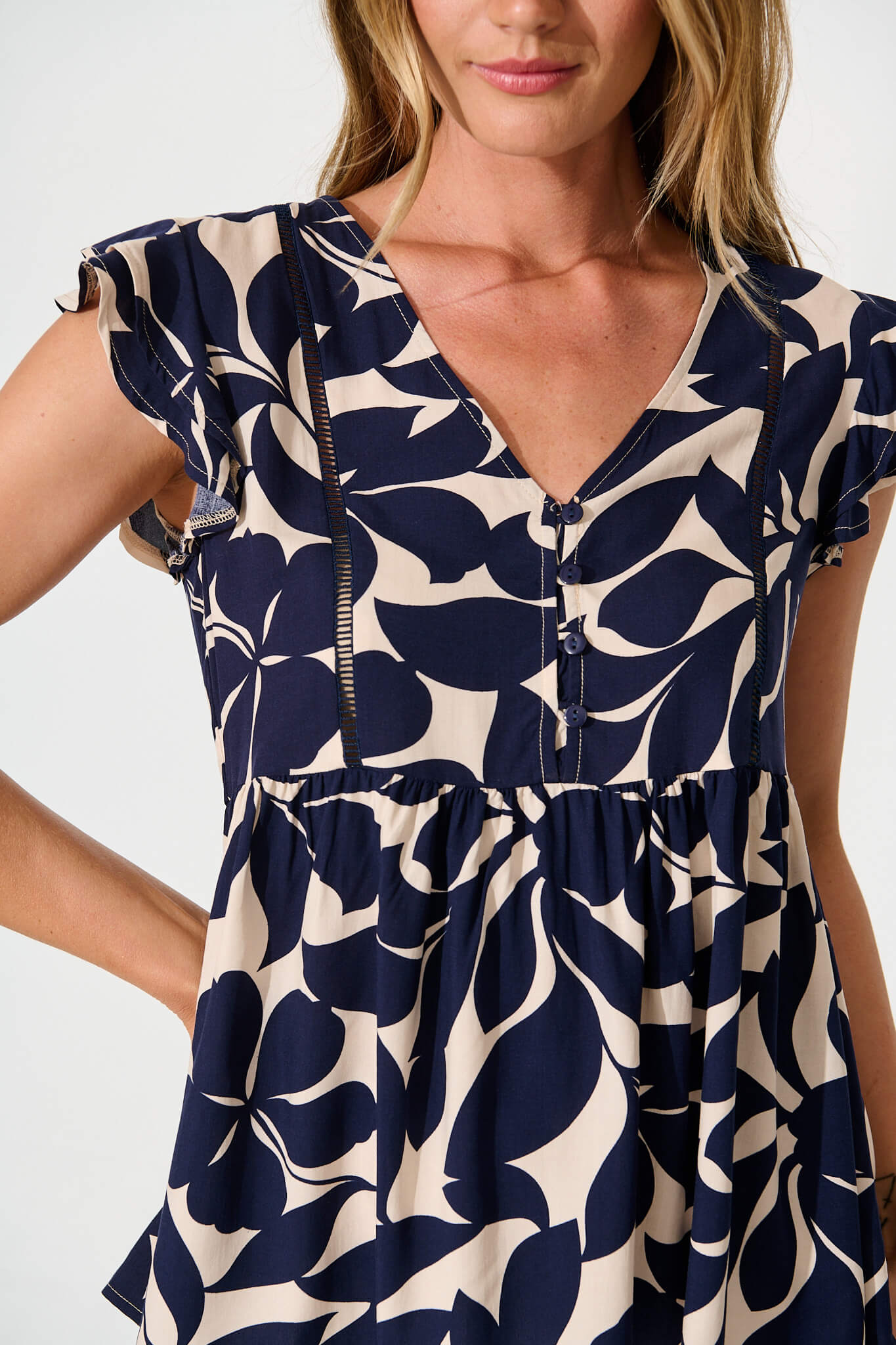 Maila Top in Navy Leaf