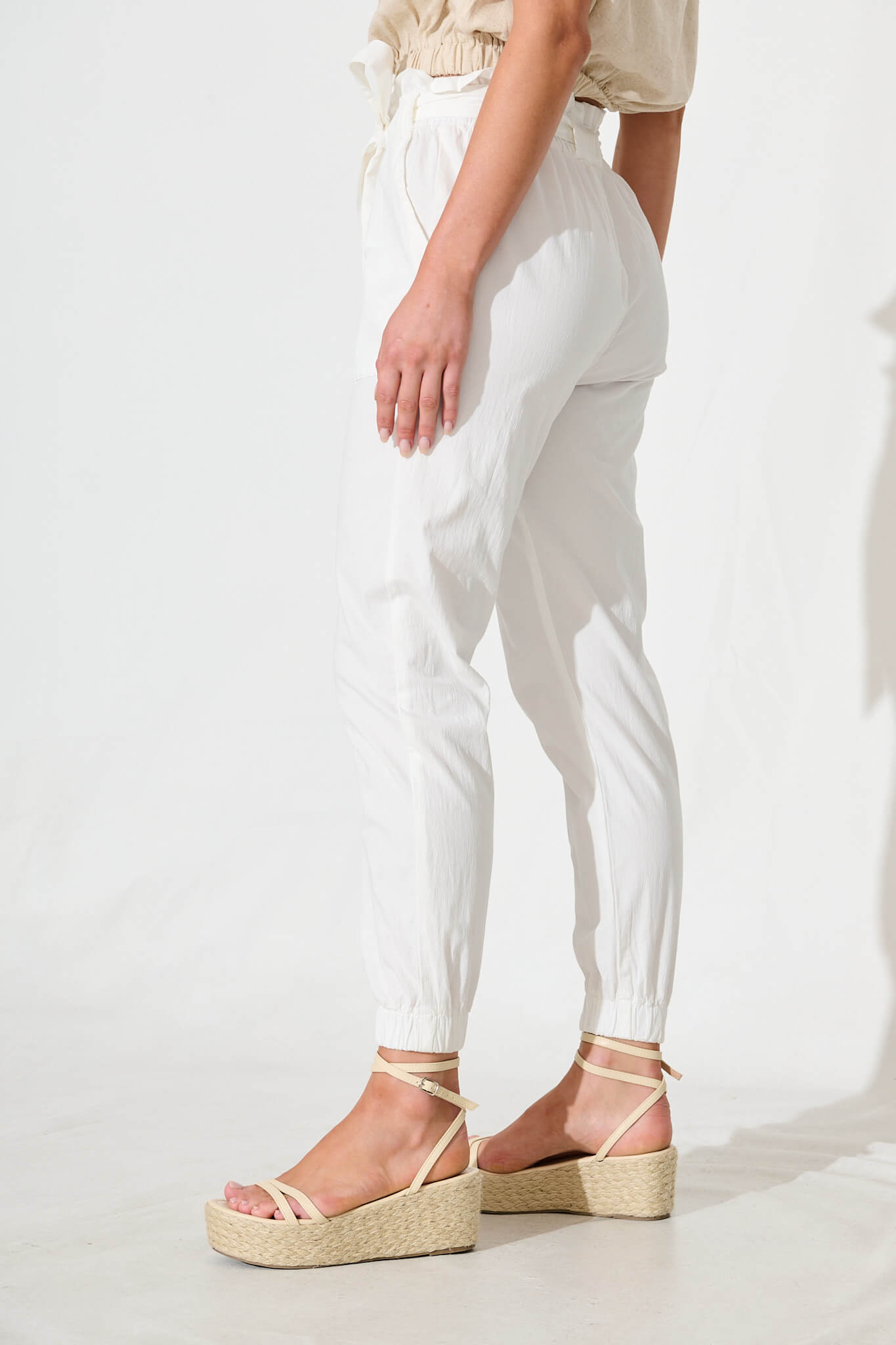 Tenley Stretch Pant in White Cotton Blend