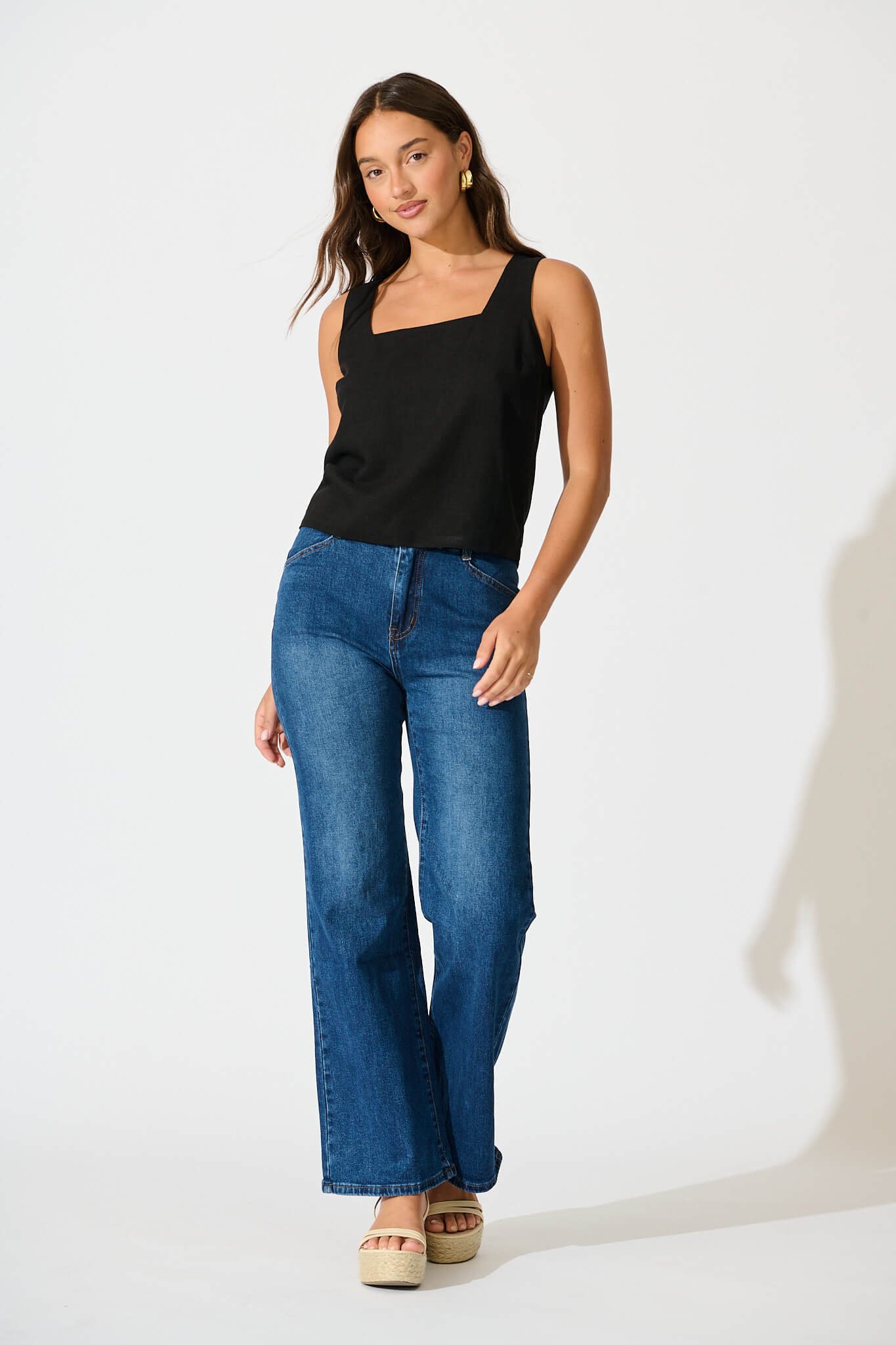 Tiami Cami Top In Black Linen Blend