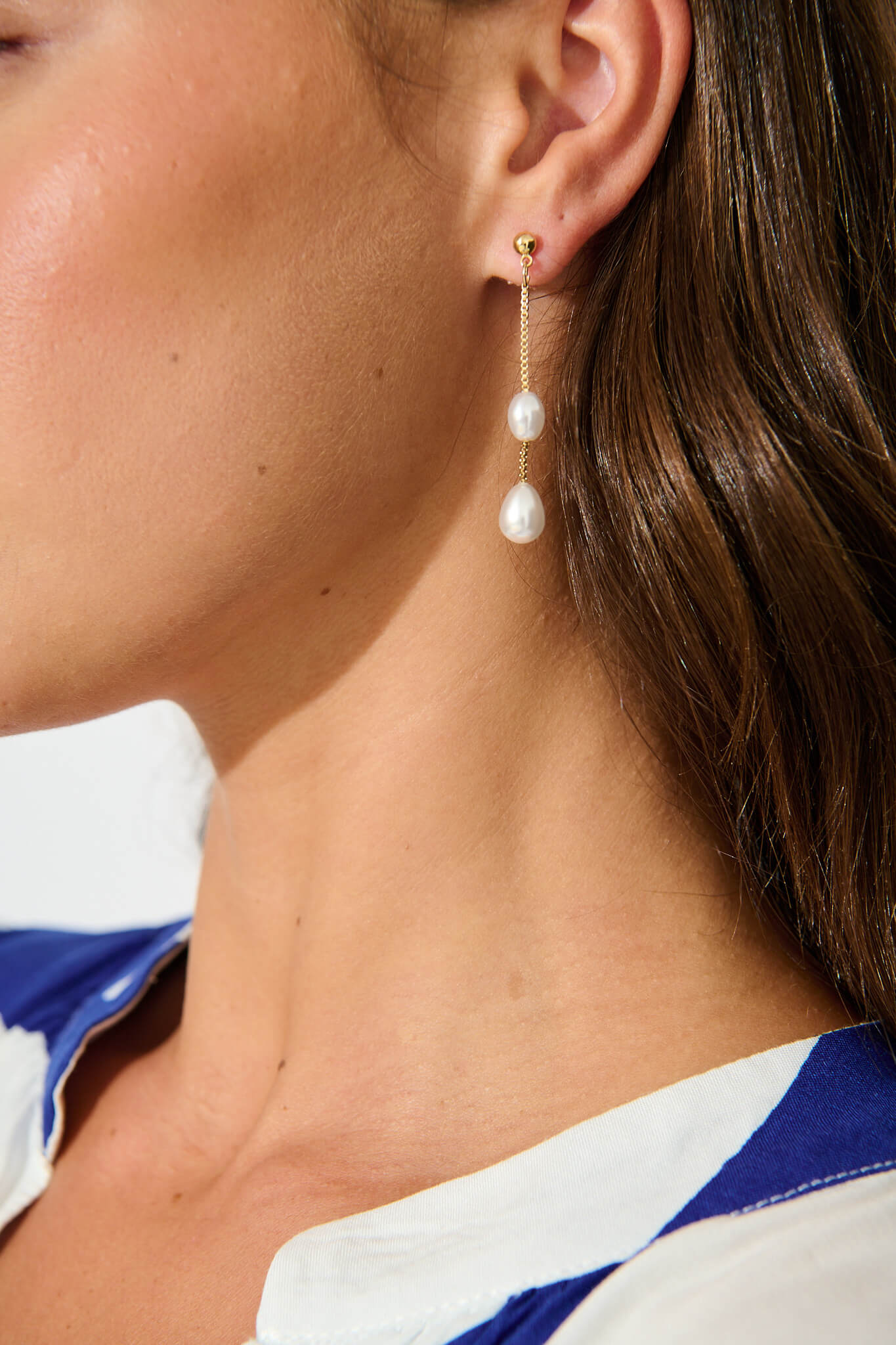 Dainty Drop Pearl Earrings in Gold