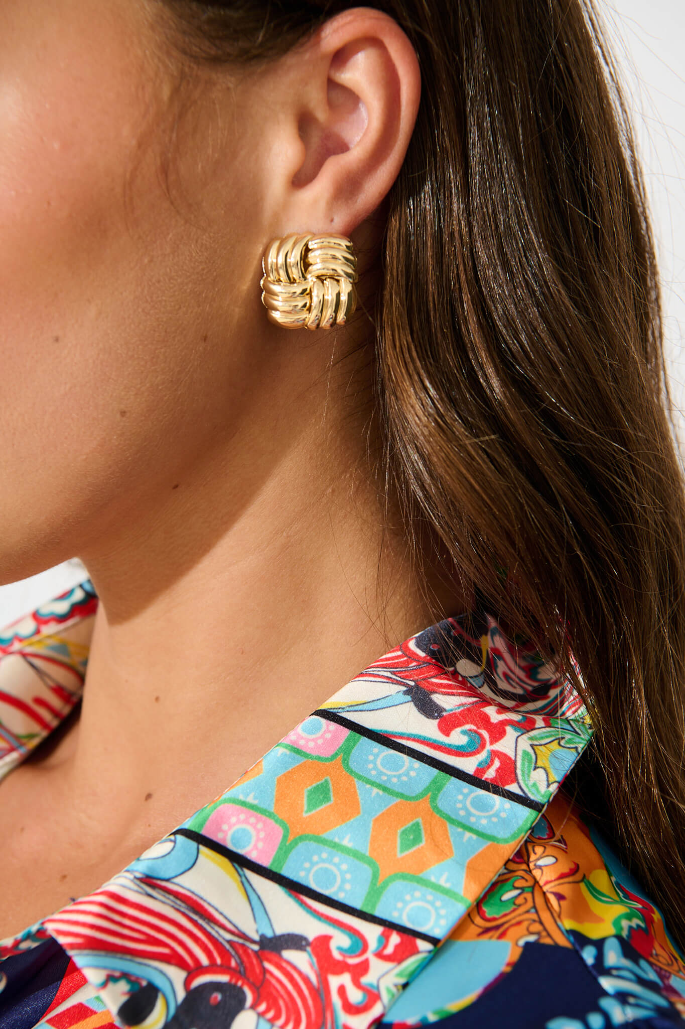 Aero Stud Earrings in Gold