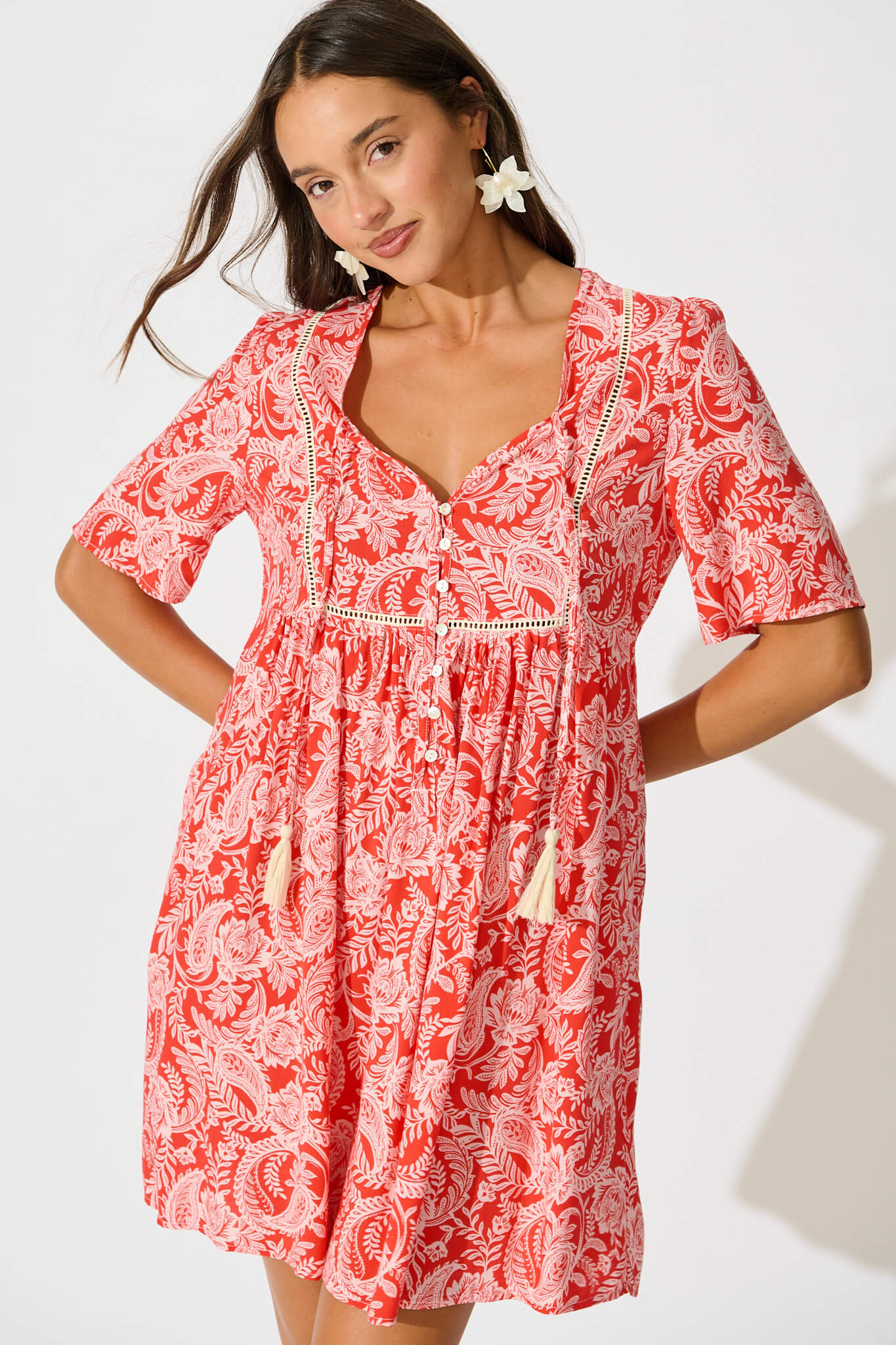 Shake It Out Smock Dress in Red with White Paisley
