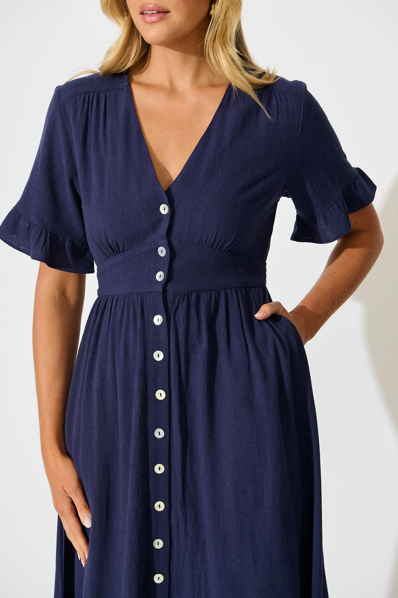 Daysia Midi Dress in Navy Linen Blend