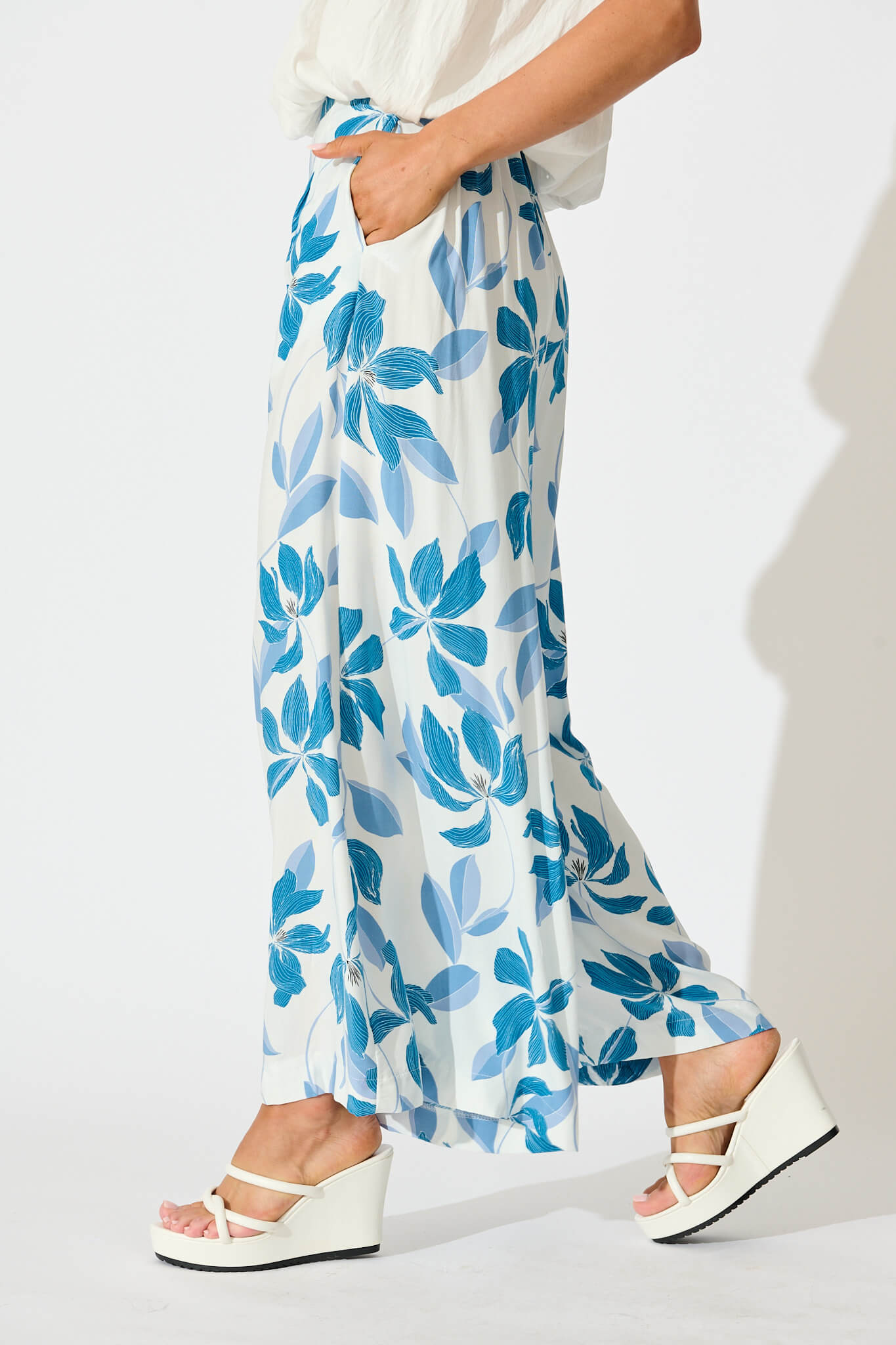 Eleanor Wide Leg Pant In White with Blue Floral