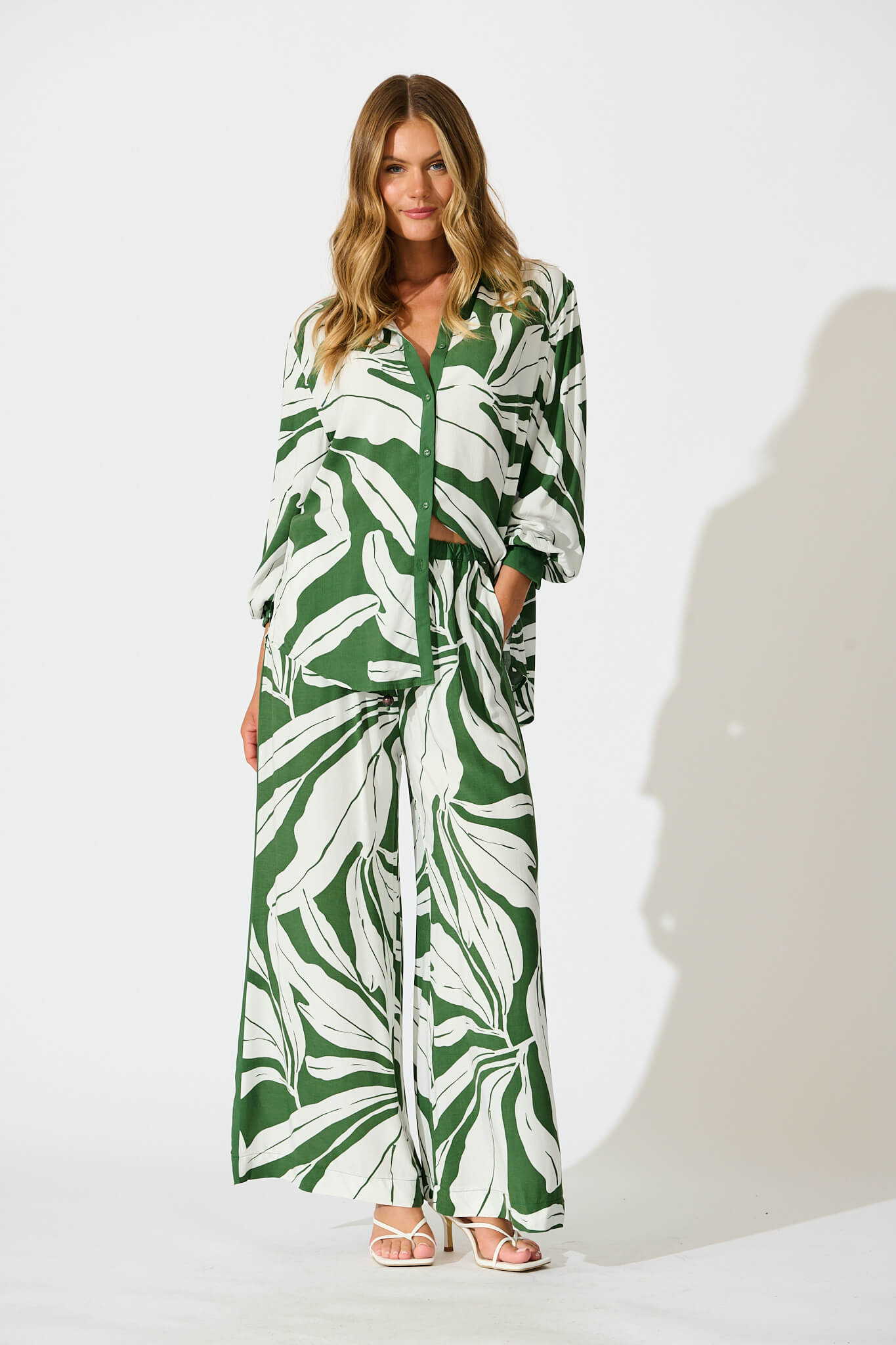 Romeo Pant In Green with White Leaf