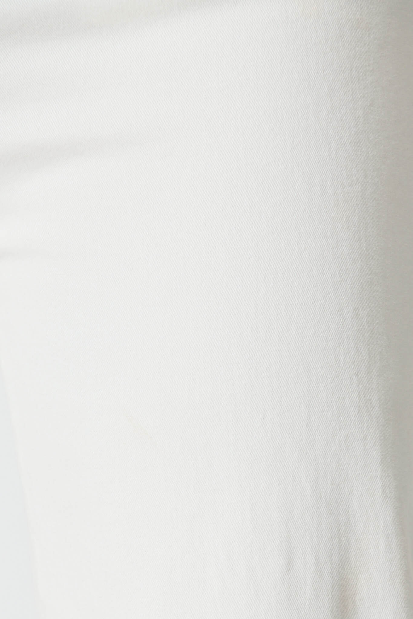 Yoko High Rise Relaxed Leg Jean In White Denim