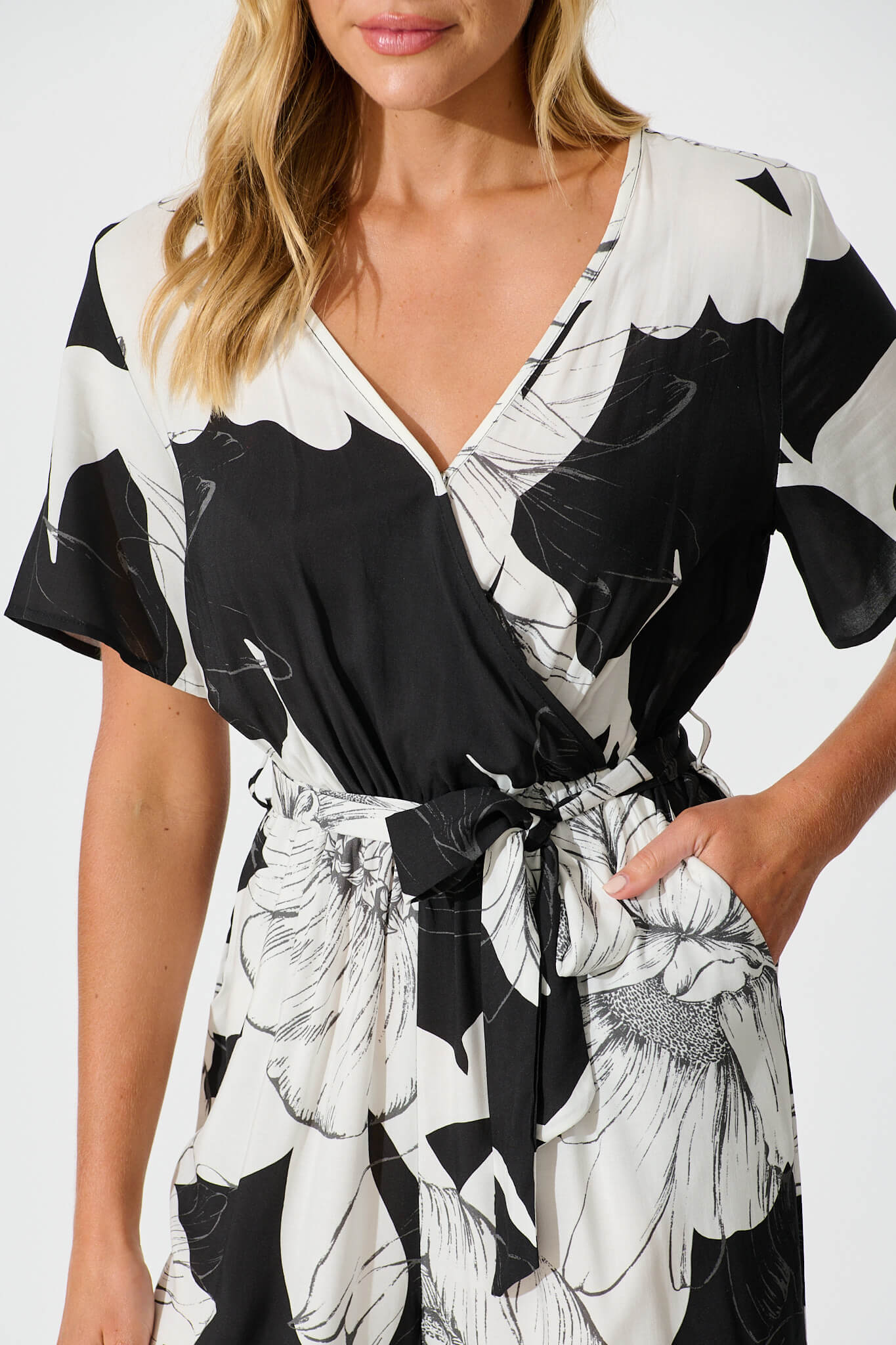 Calliope Jumpsuit In Black With White Floral