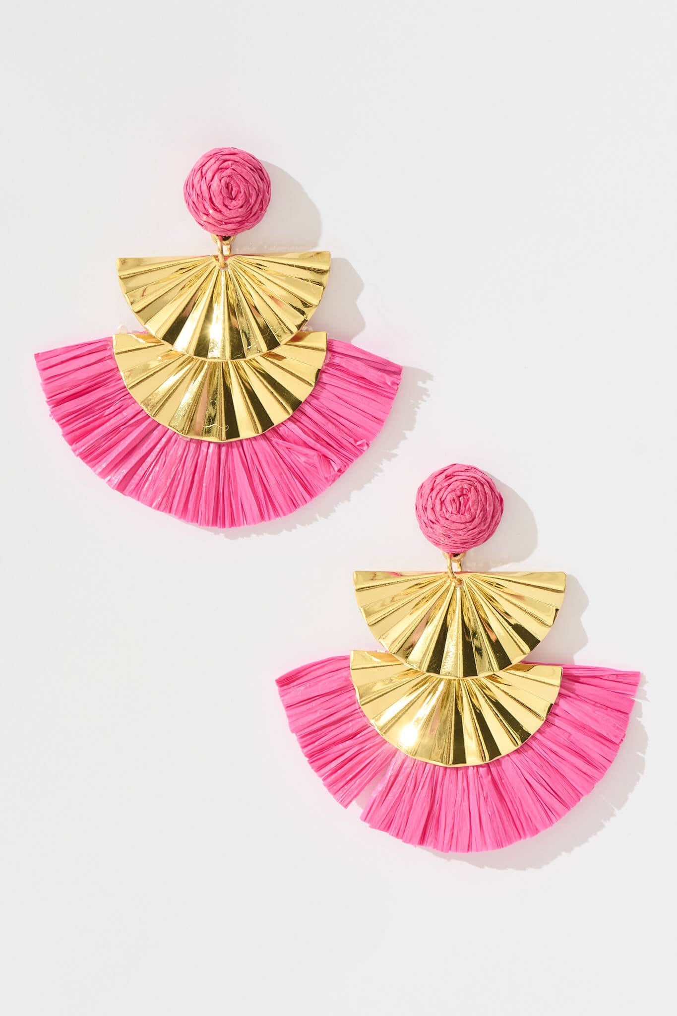 Amarti Drop Earring in Gold with Pink Straw