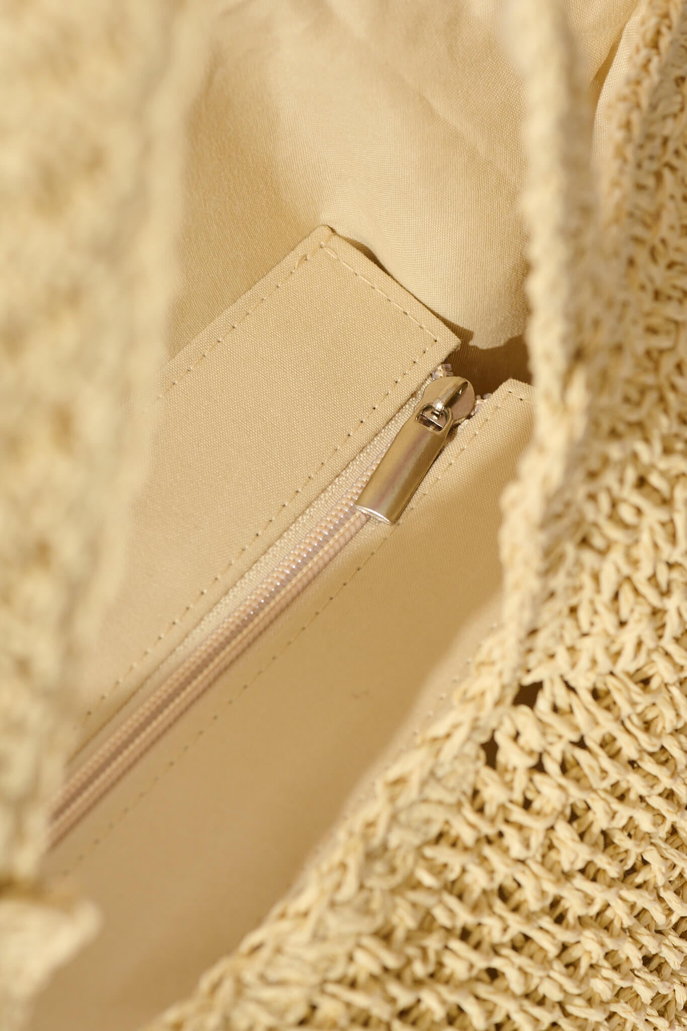 Zoe Straw Tote Bag in Beige