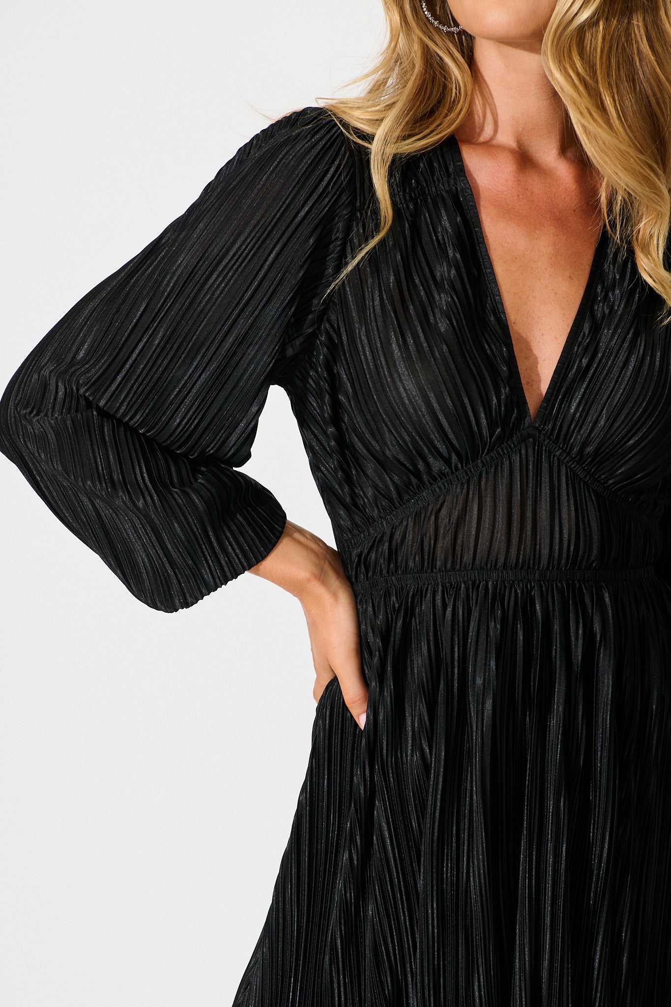 Belle Dress in Black Plisse