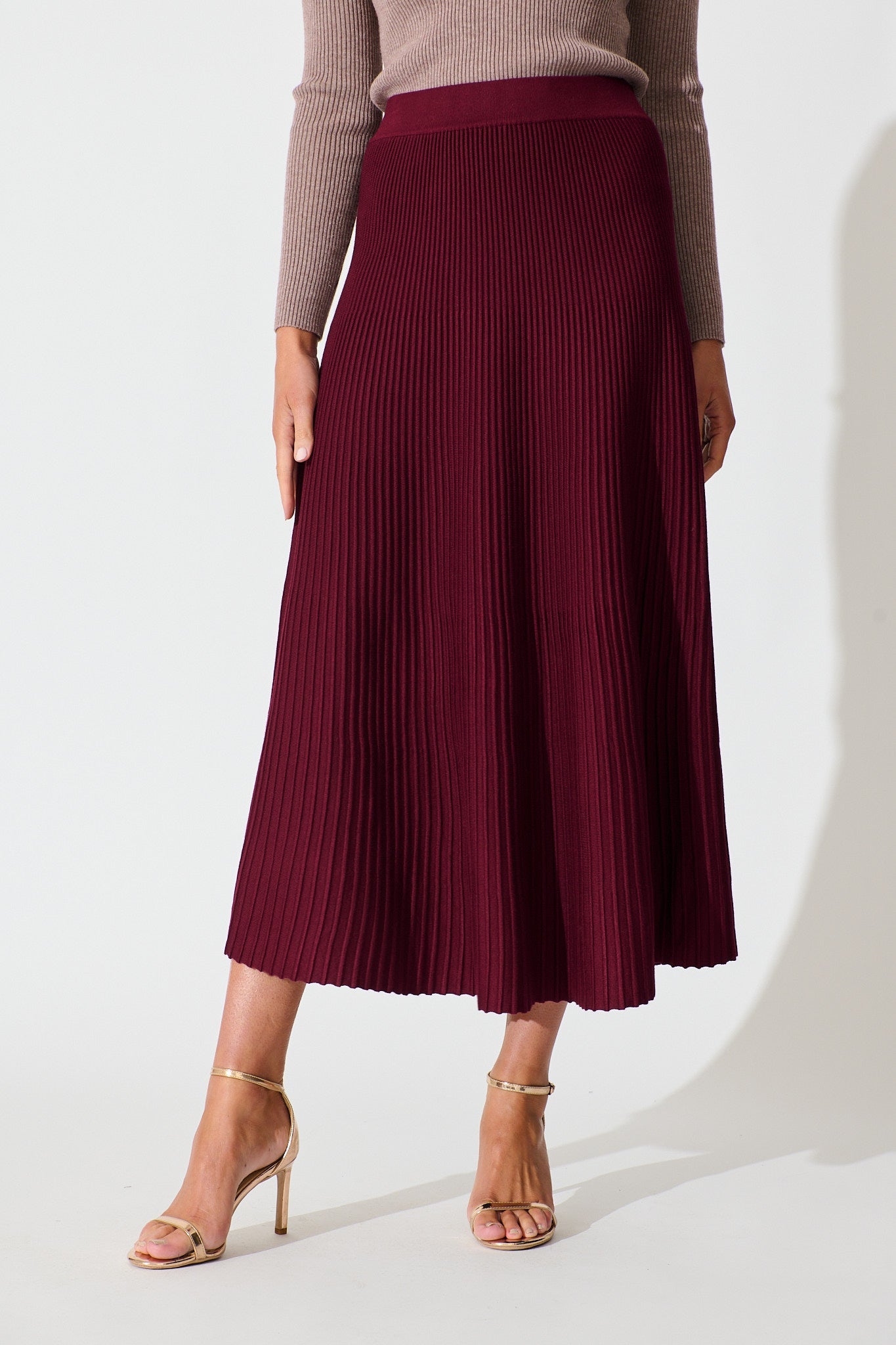 Honeycup Knit Skirt In Wine Cotton Blend
