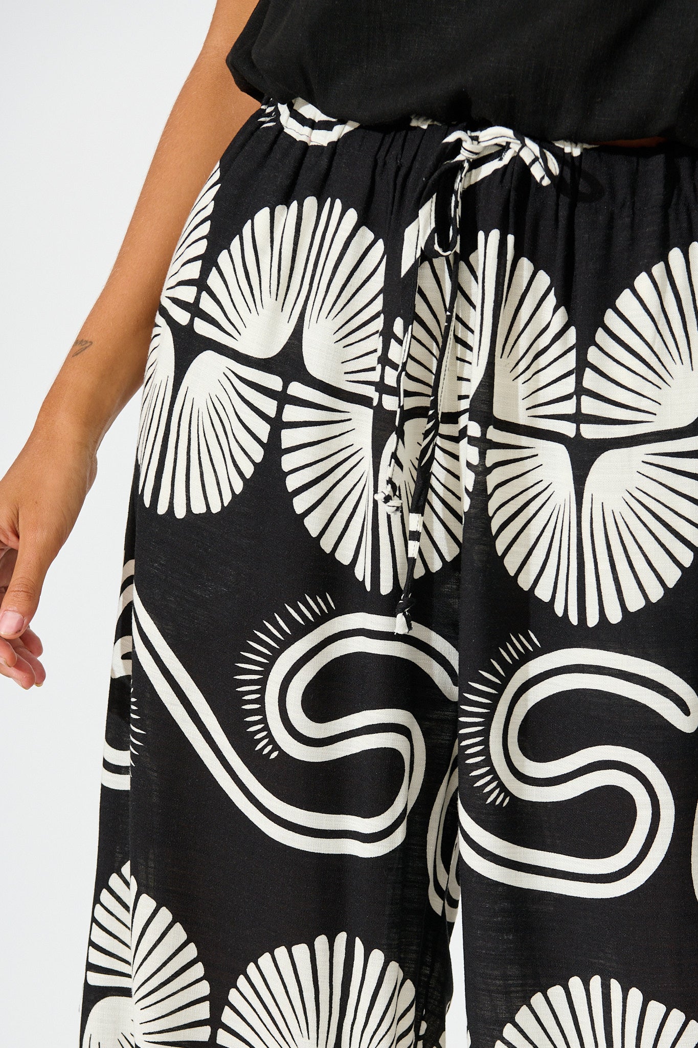 Lucinda Pant in Black with White Swirl Print Linen Blend