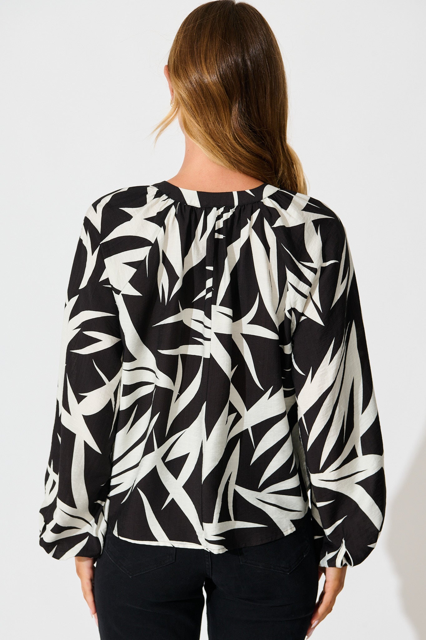 Kelsie Top in Black Leaf Print