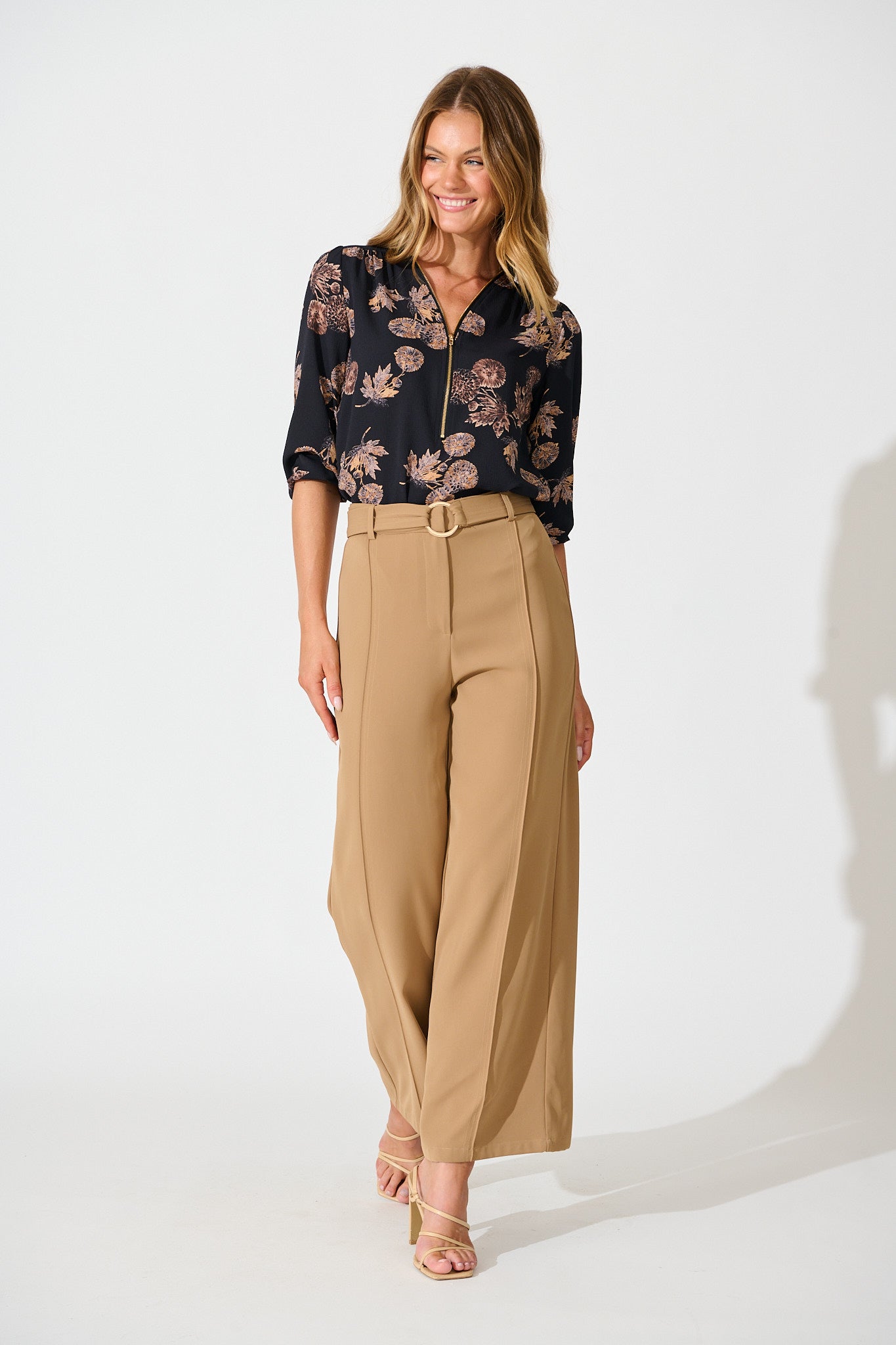 Viviani Zip Top In Charcoal with Apricot Floral