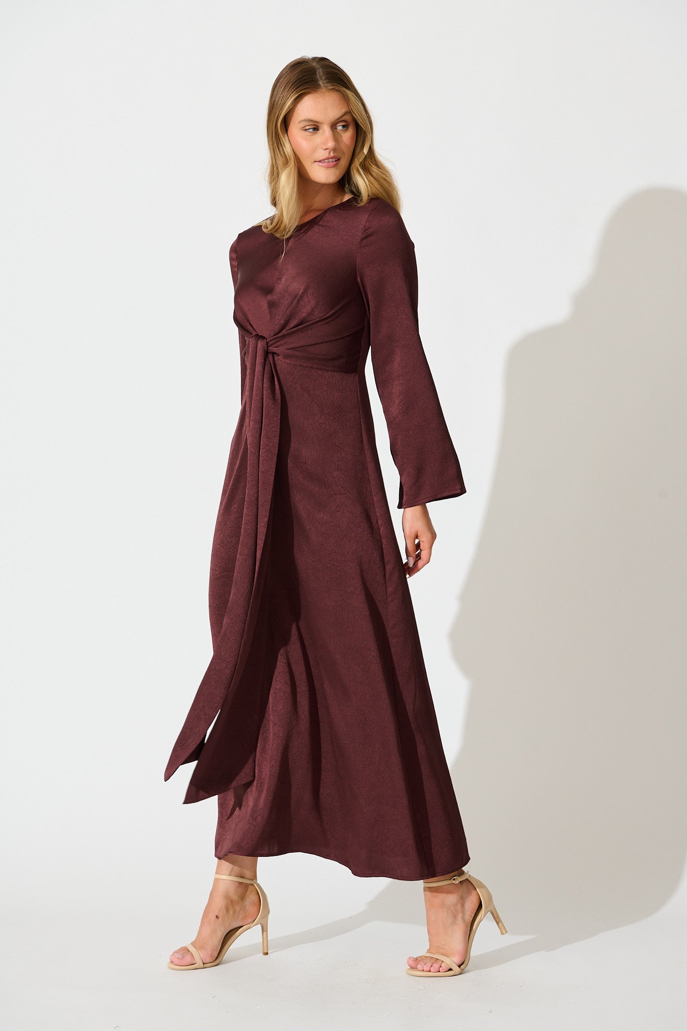 The moment Maxi Dress in Wine Crinkle Satin
