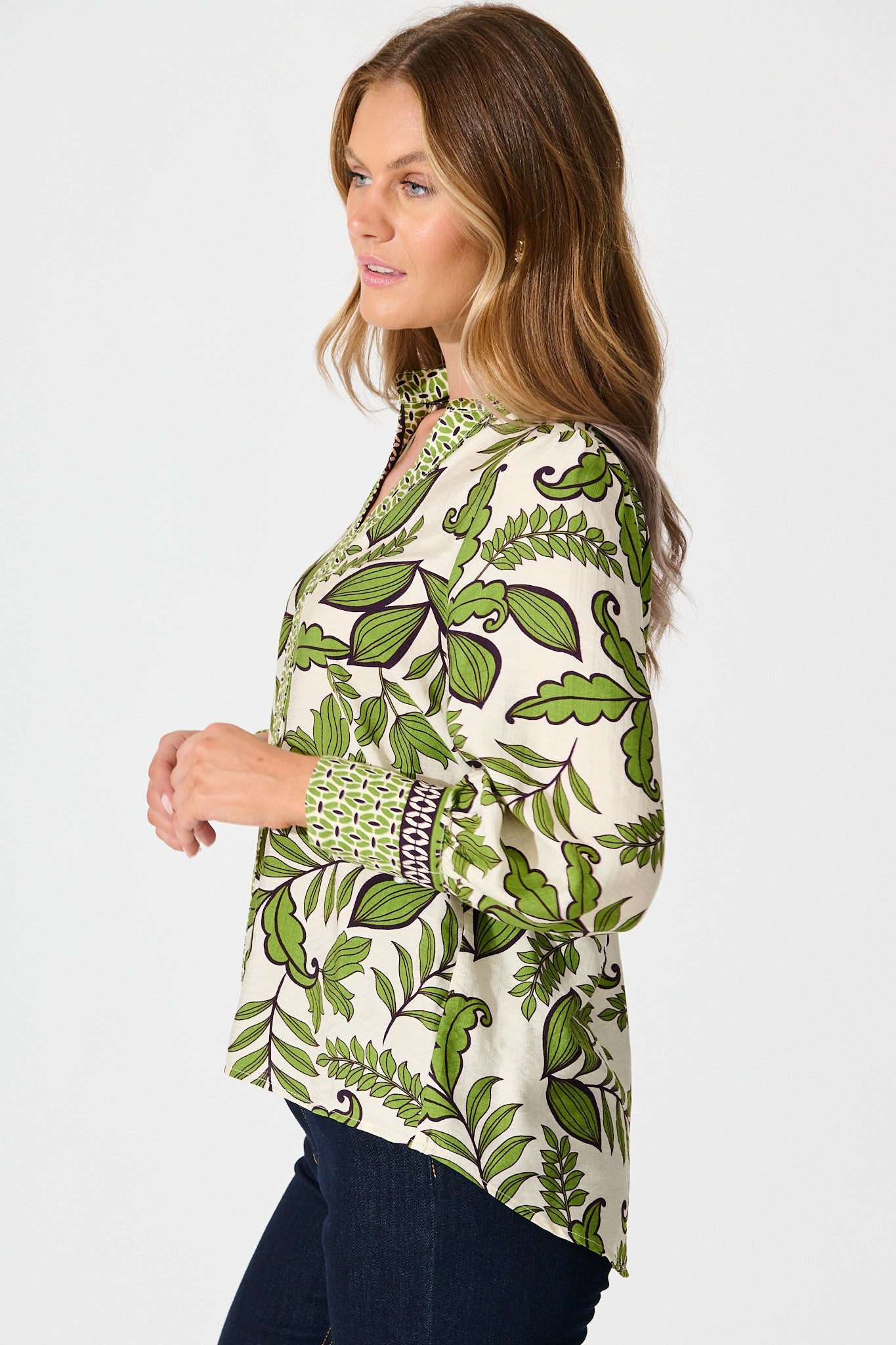 Graceful Top in Cream with Green Leaf