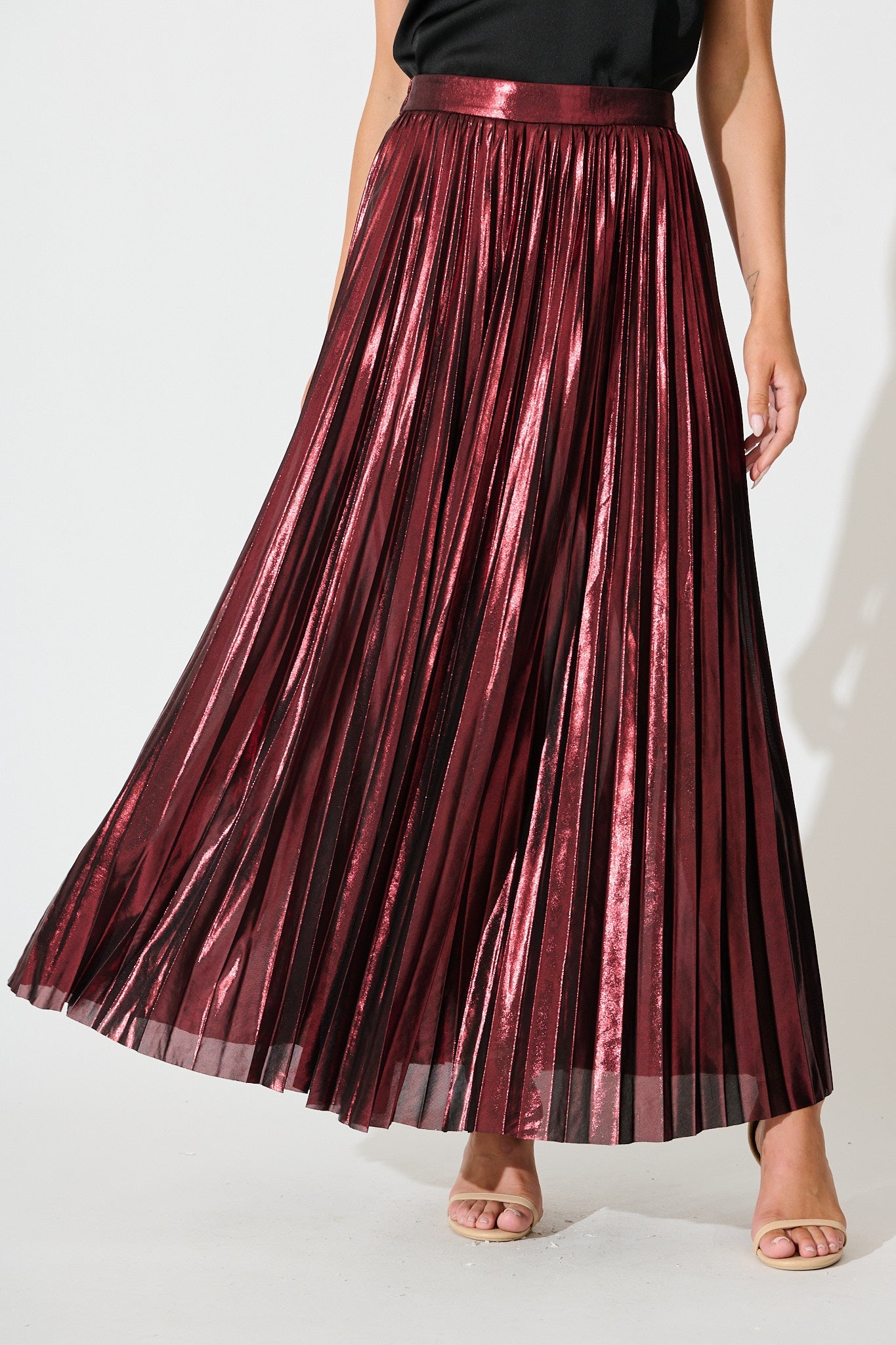 Milani Maxi Pleat Skirt in Wine