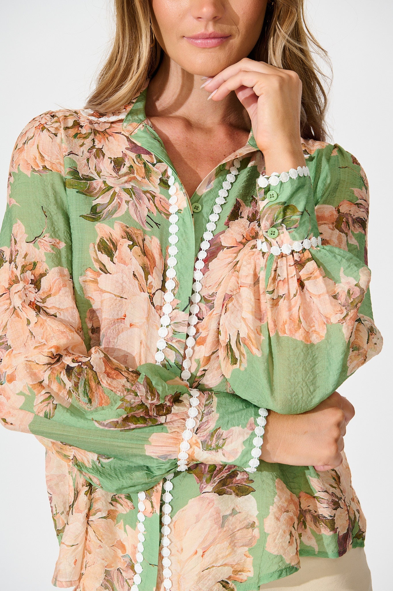 Lynelle Shirt in Green Floral with White Contrast Trim