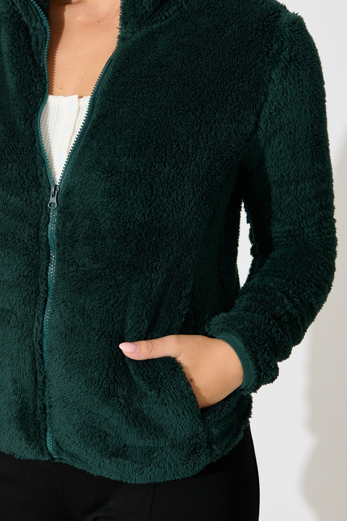 Linea Fluffy Jacket In Forest Green