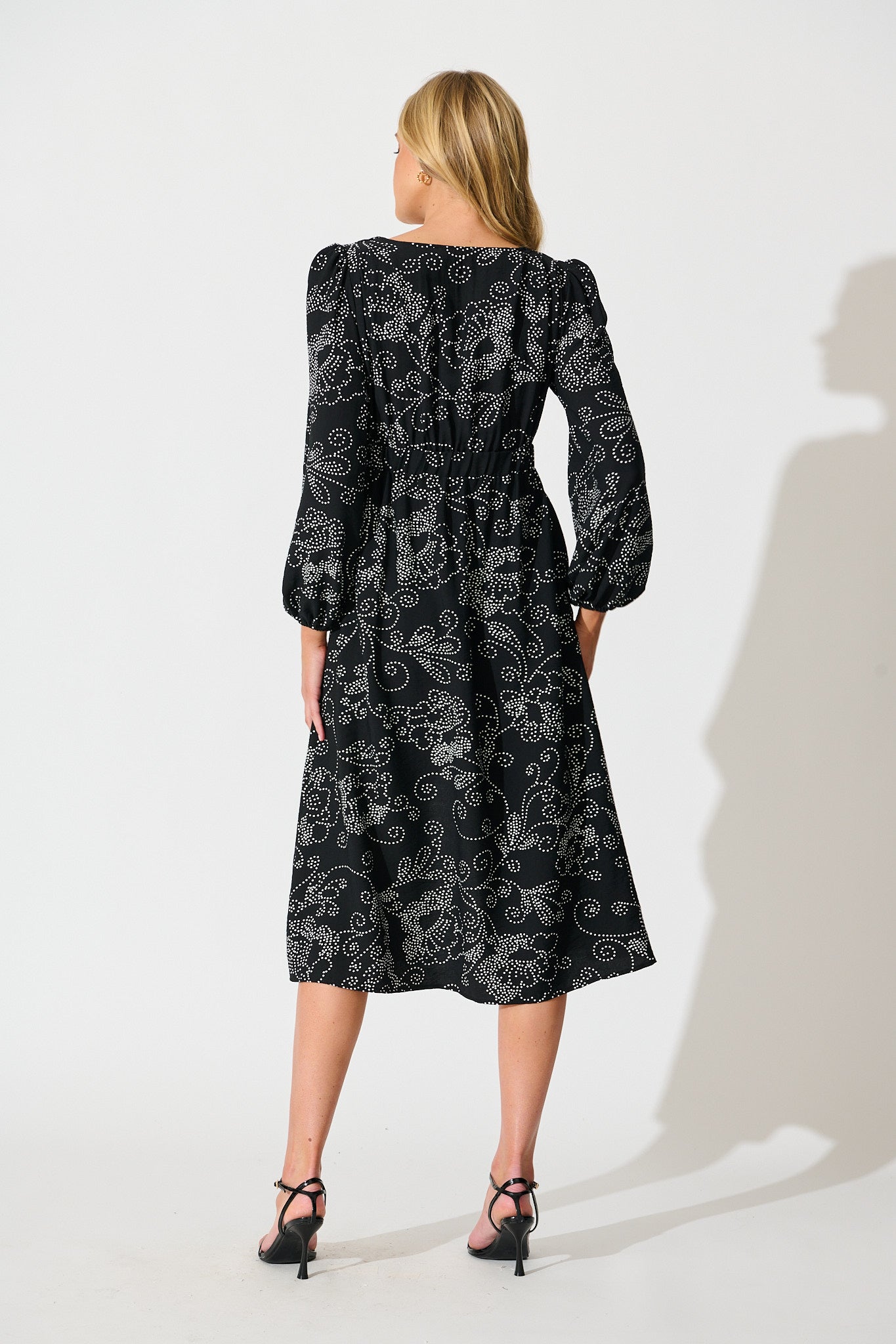 Senorita Midi Zip Dress in Black with White Print