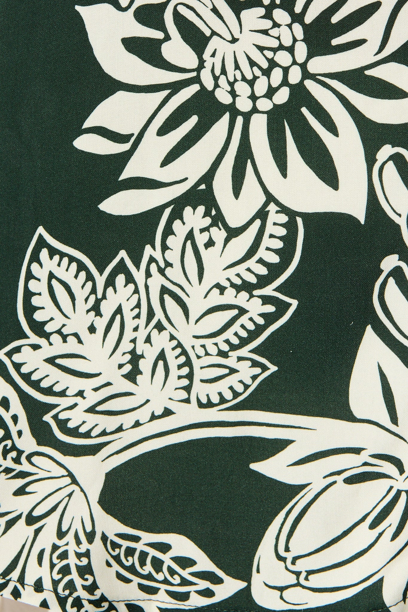 Spotlight Shirt in Emerald with White Floral