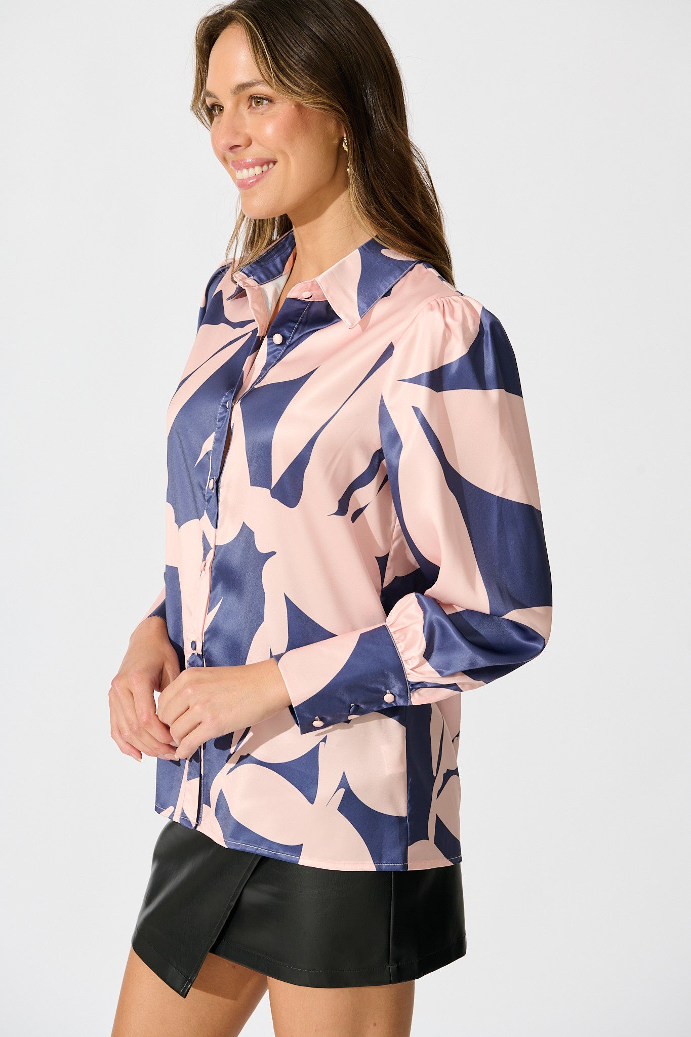 Callia Shirt in Navy with Blush Print