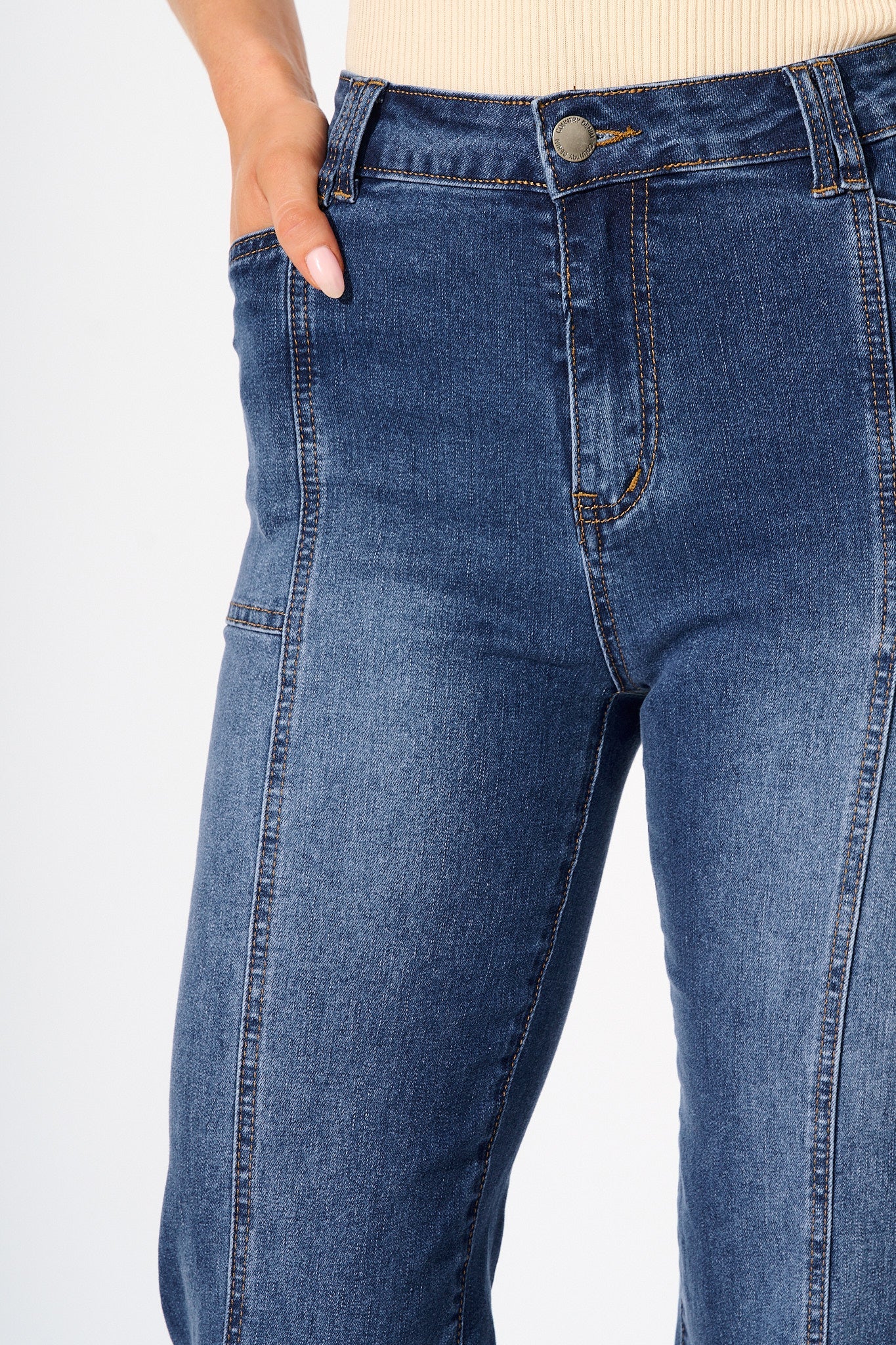 Leonie High Rise Straight Leg Jean in Mid Blue Denim