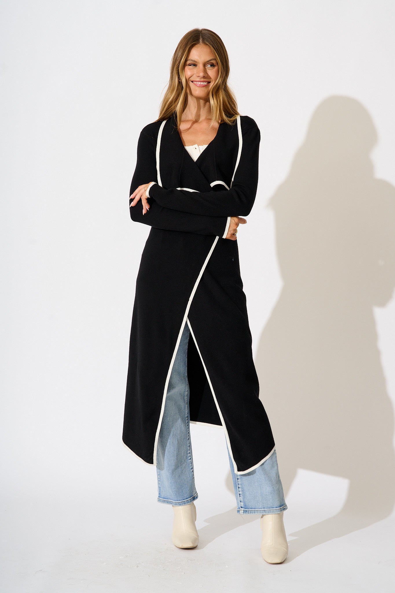 The Contrast Cameo Knit Cardigan in Black