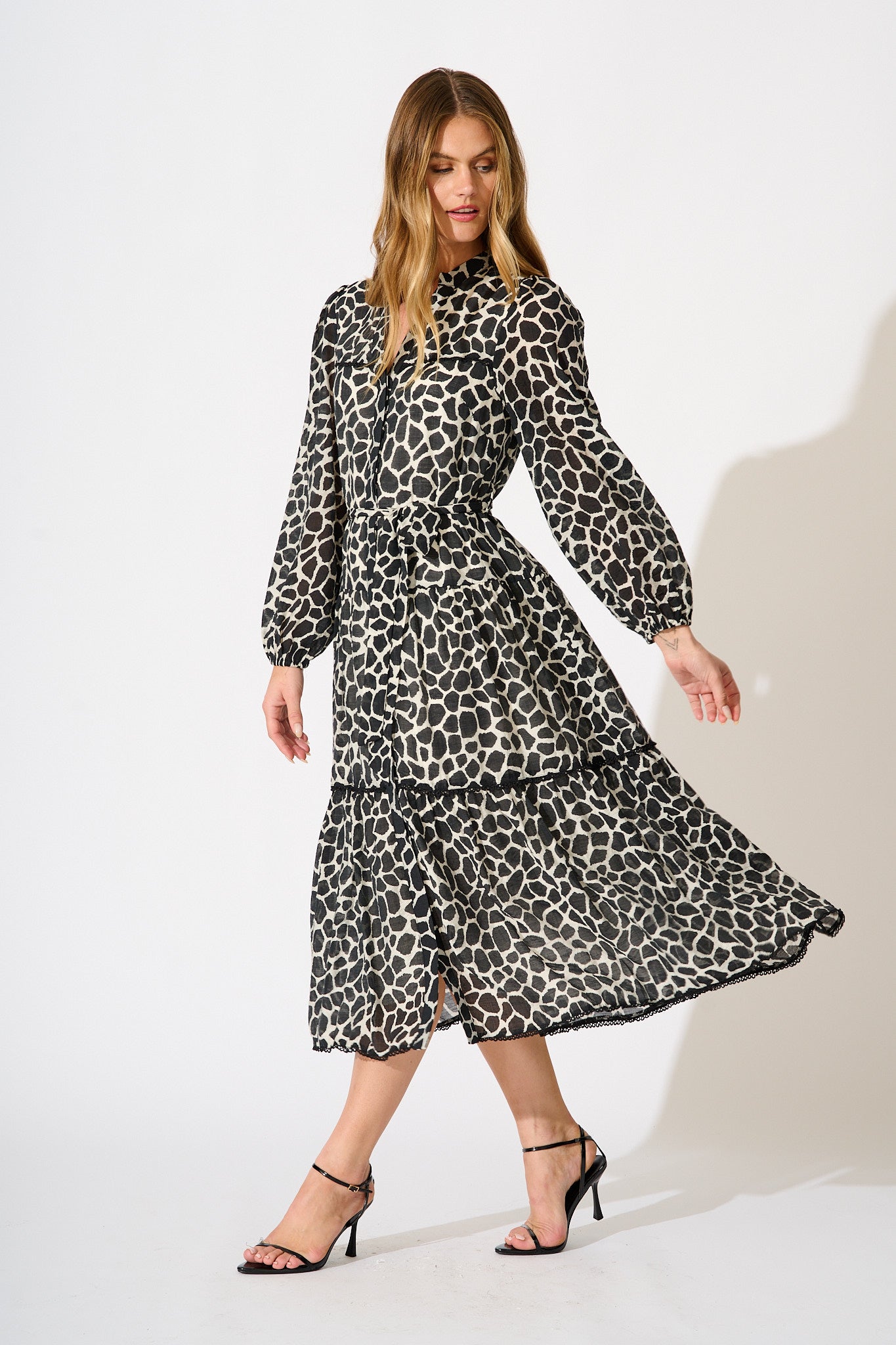 Avery Midi Dress in Black and White Spot
