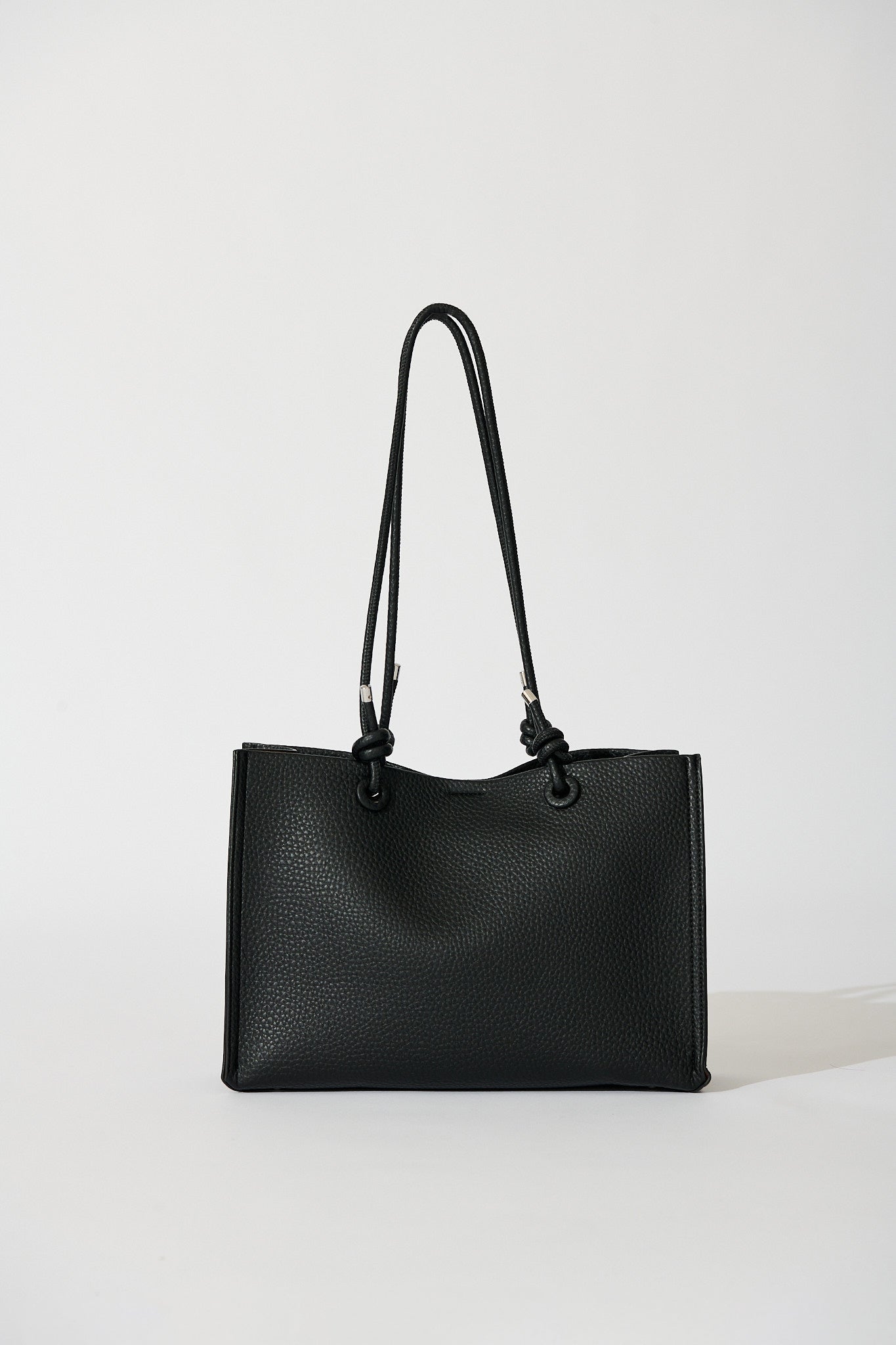 Shella Shoulder Tote Bag in Black Pebble PU