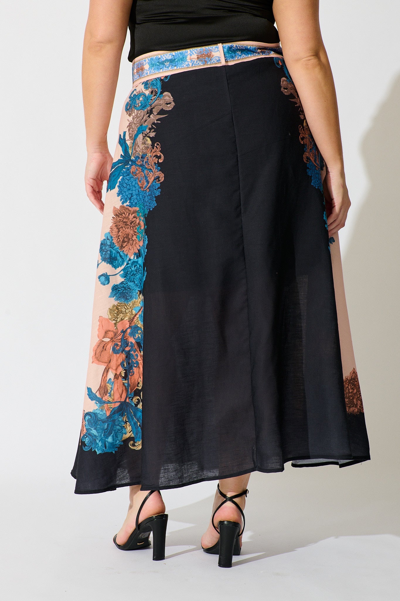 Floral Muse Maxi Skirt in Black Multi Floral Linen Blend