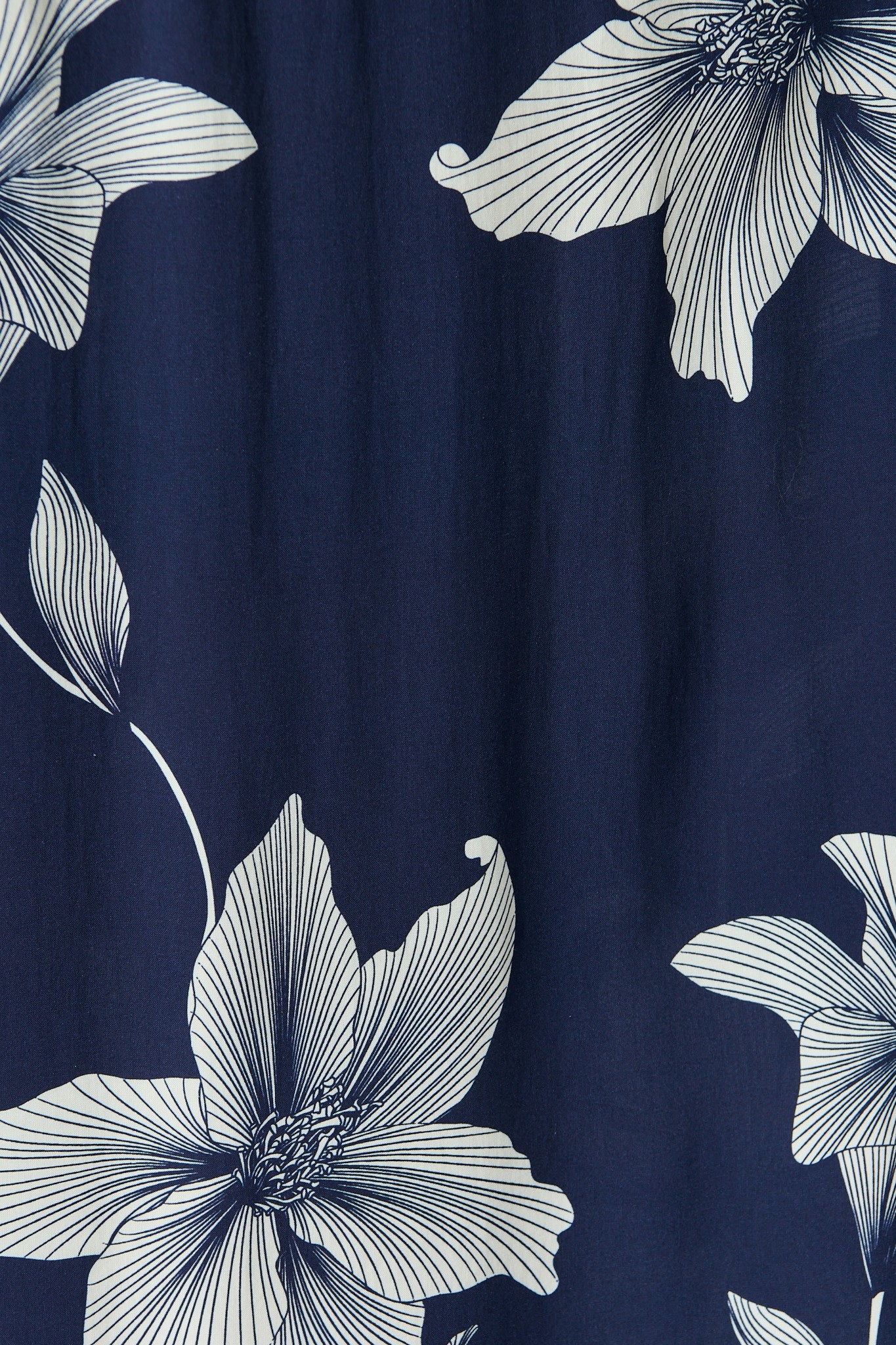 Tyra Maxi Skirt in Navy with White Floral Print