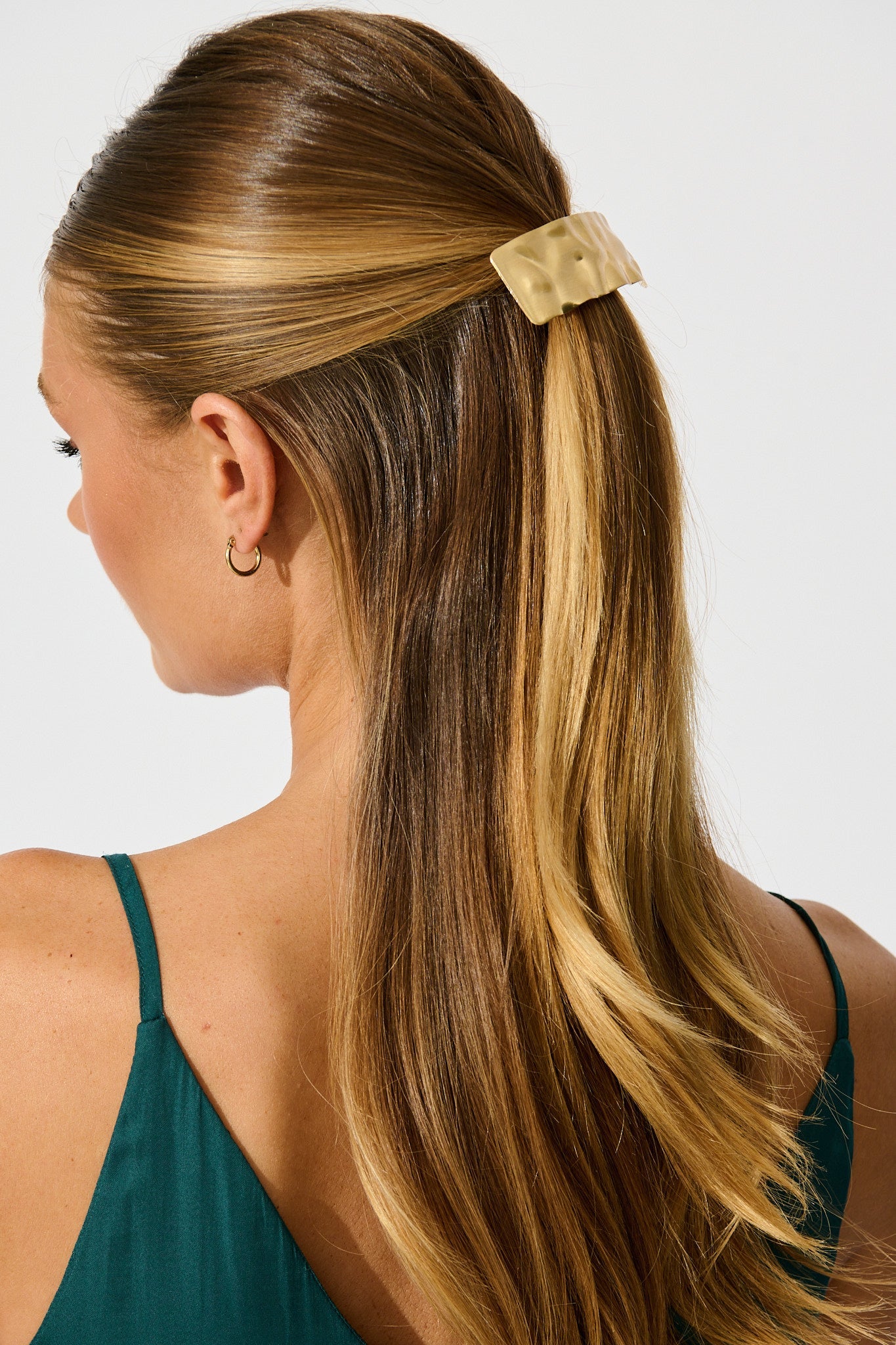 Carly Barrette Hair Clip in Textured Gold