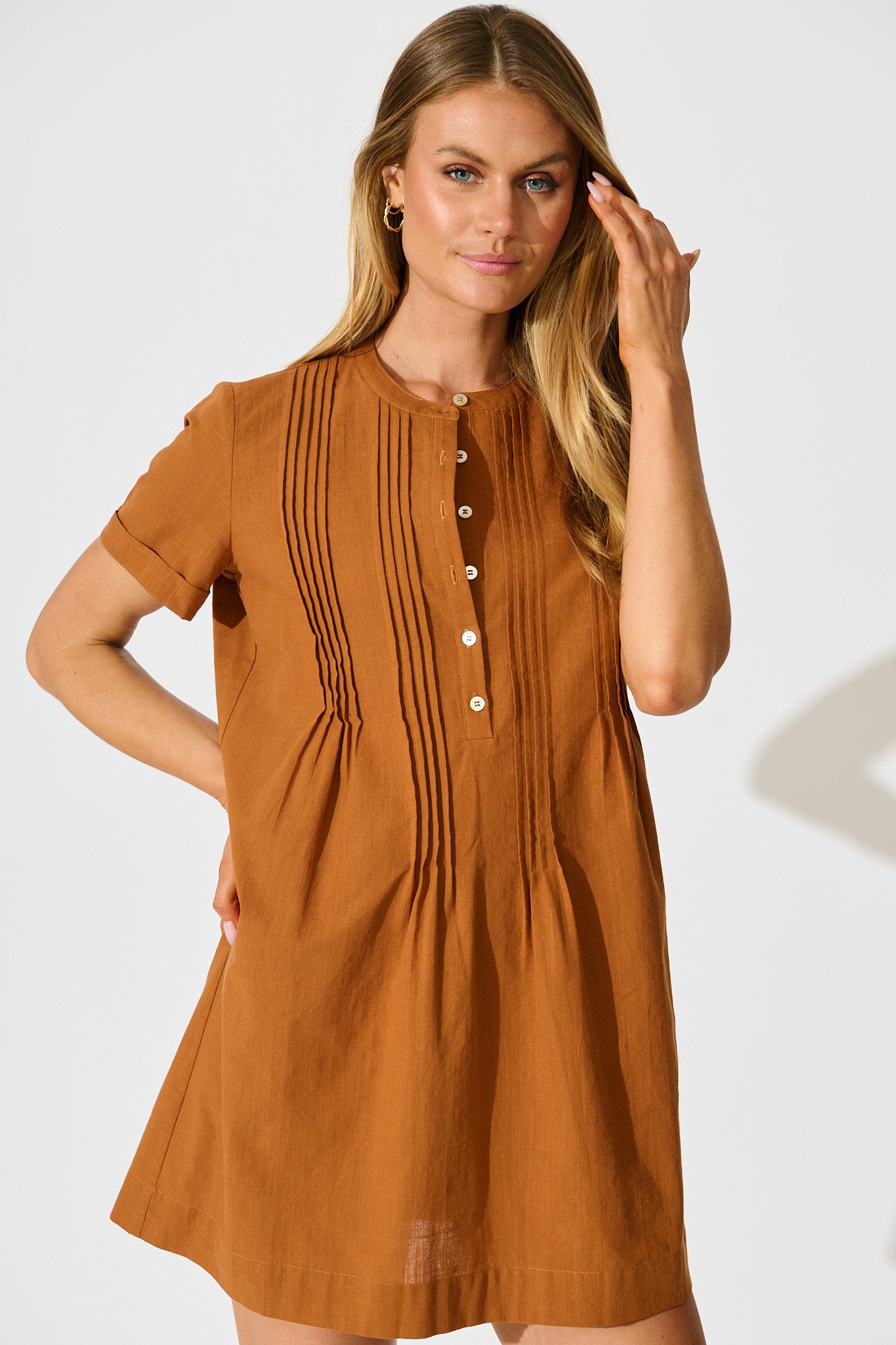 Ivory Fields Smock Dress in Camel Brown Cotton