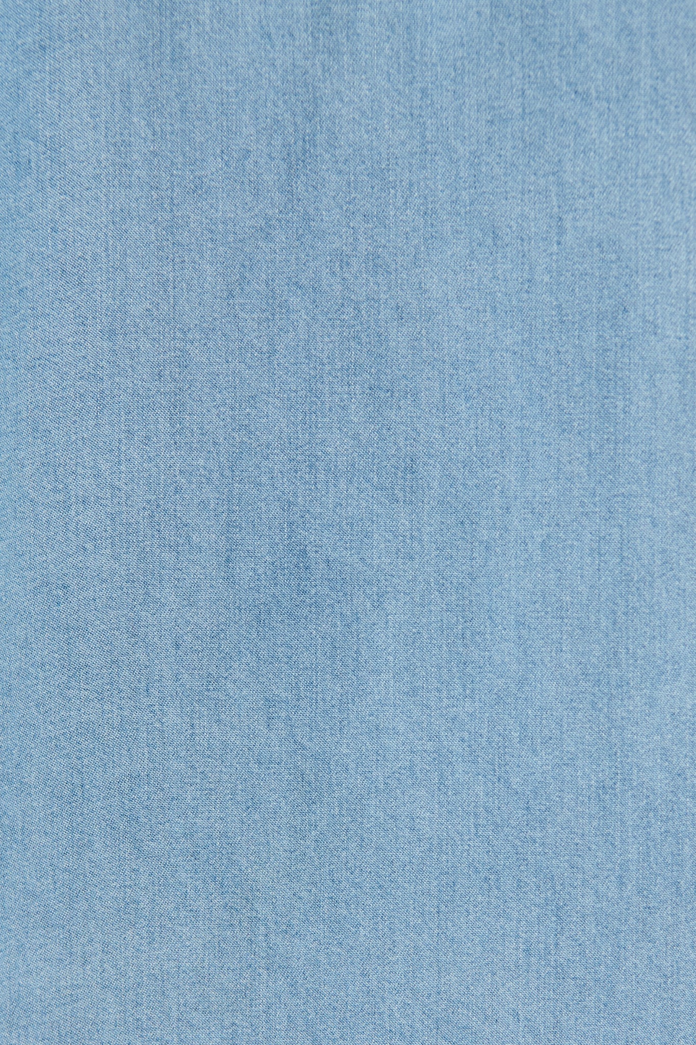 Harlow Shirt in Light Blue Chambray